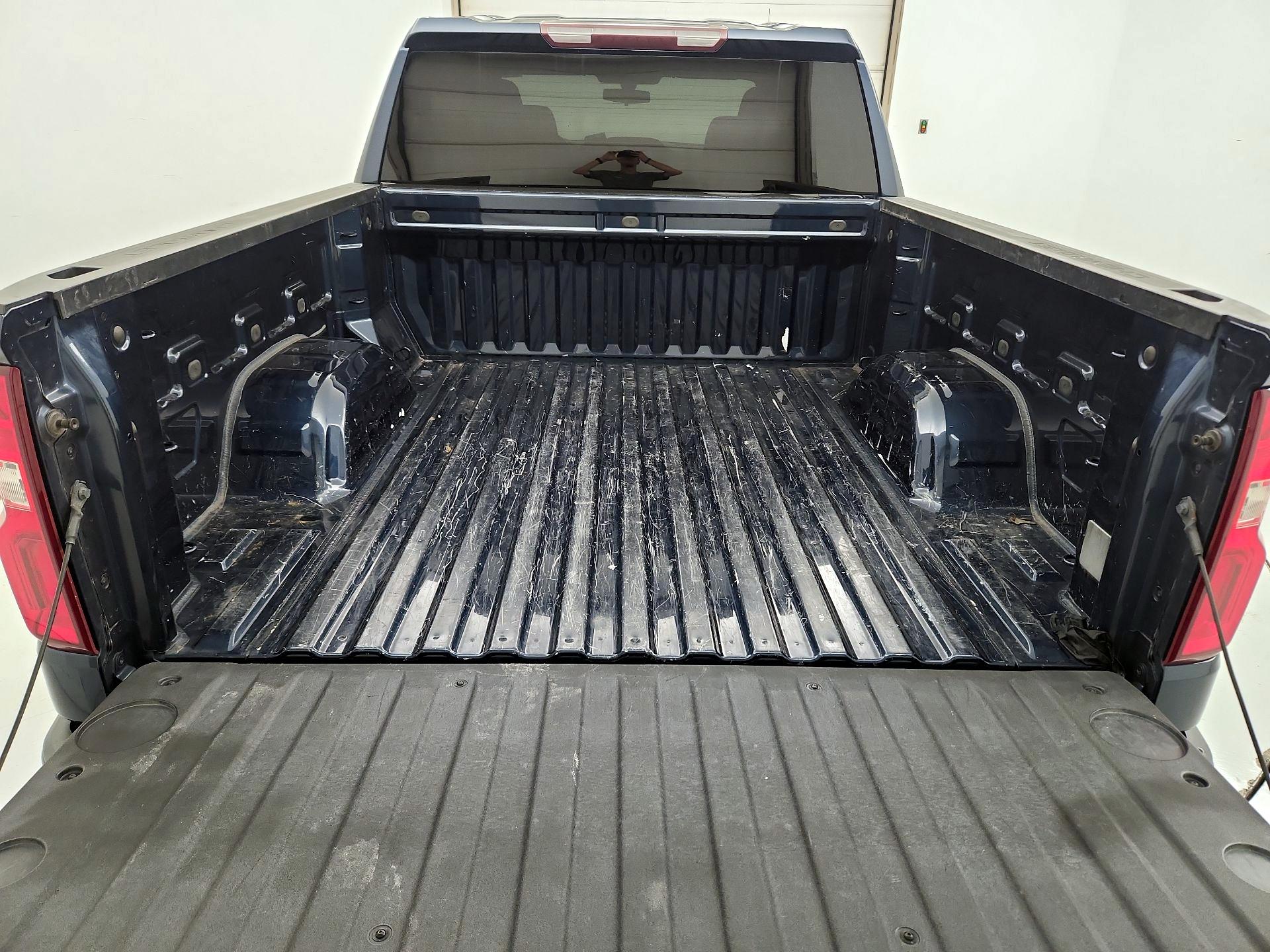 Thumbnail: 2020 Chevrolet Silverado 1500 - 20