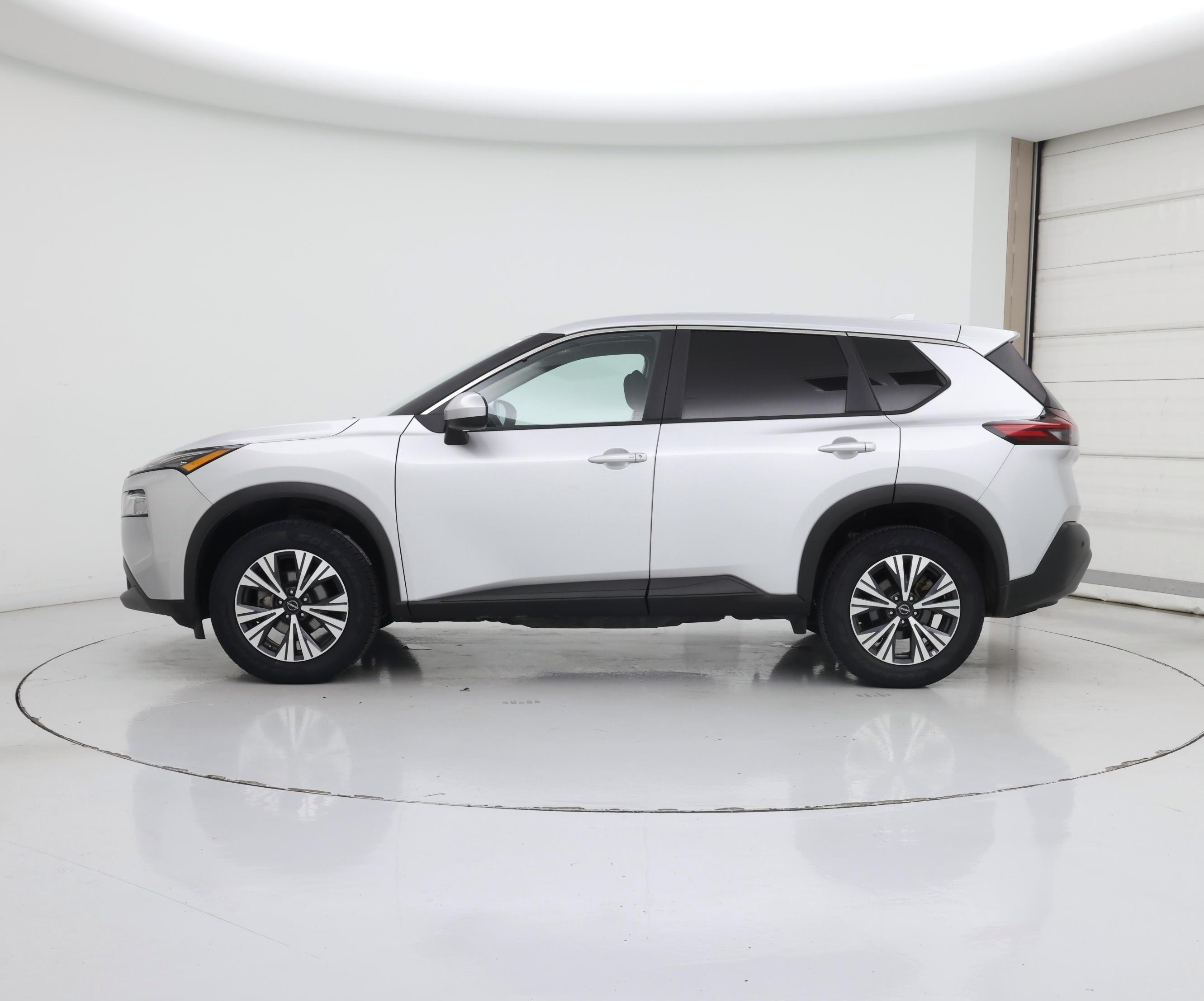 Thumbnail: 2023 Nissan Rogue - 3