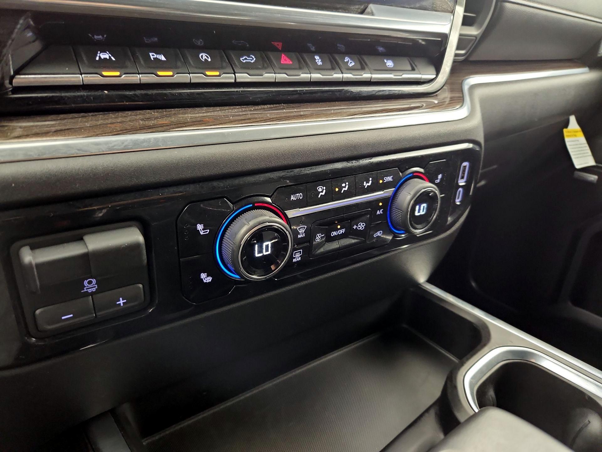 Thumbnail: 2024 Chevrolet Silverado 1500 - 16
