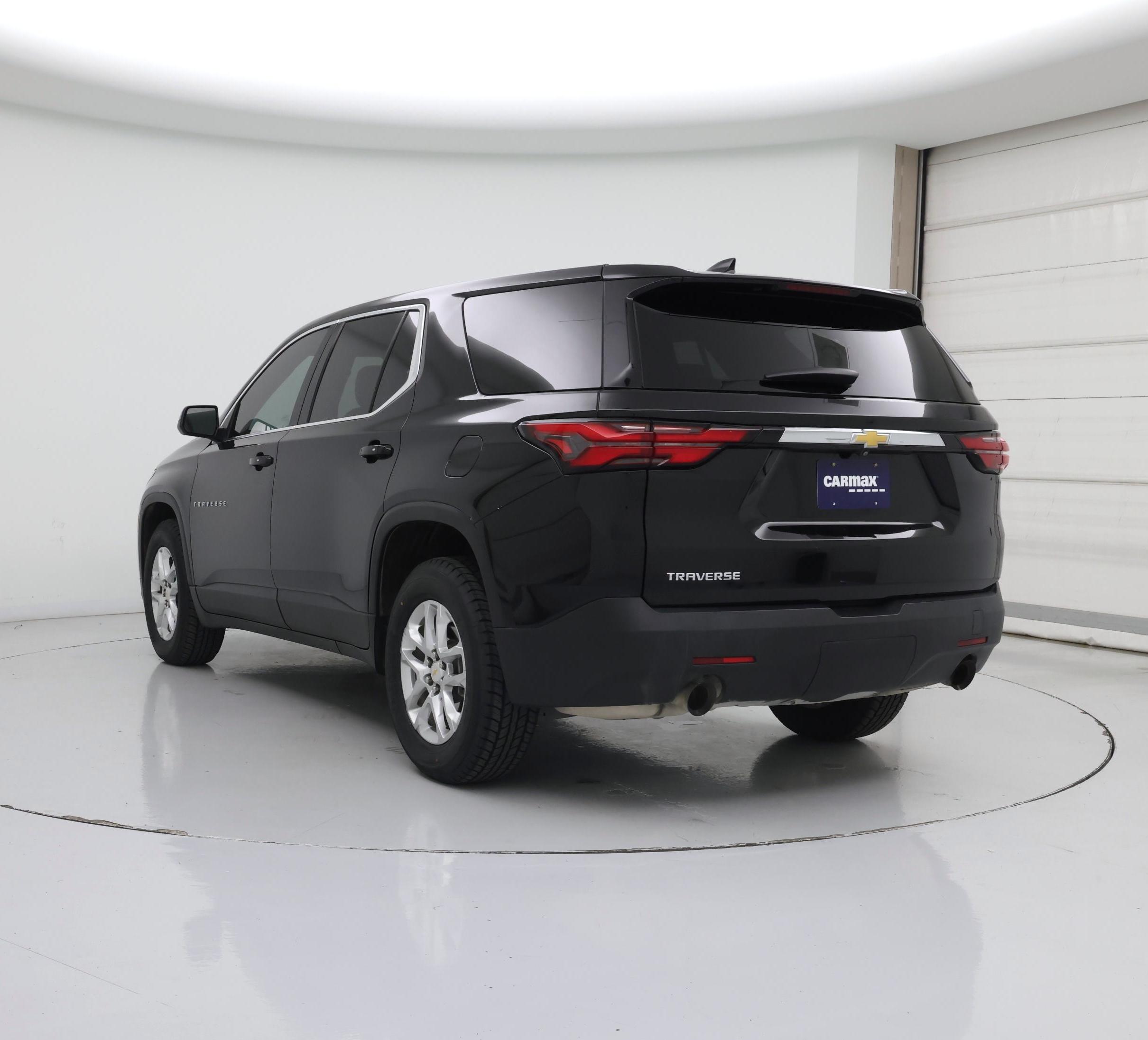 Thumbnail: 2023 Chevrolet Traverse - 2