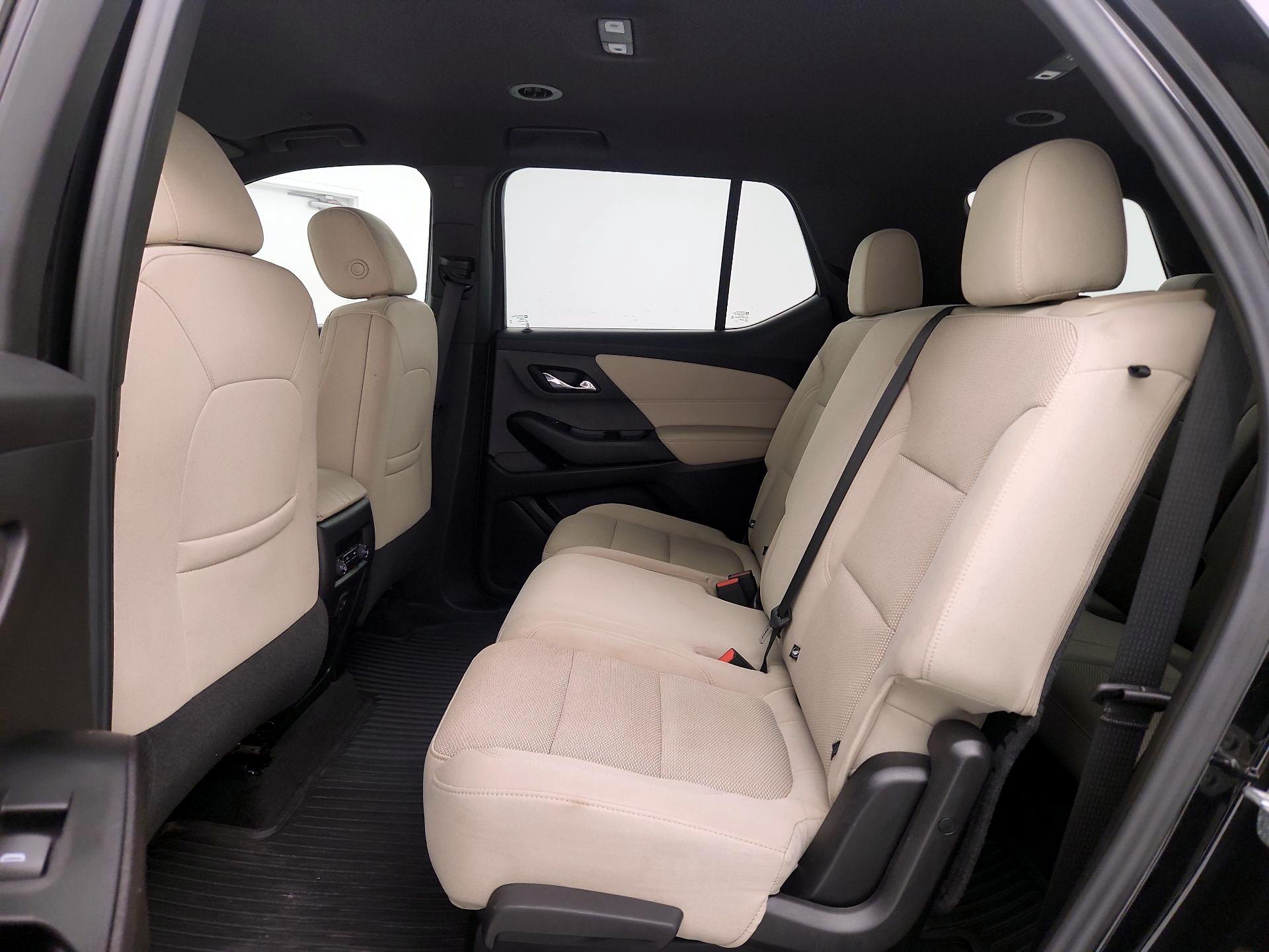 Thumbnail: 2023 Chevrolet Traverse - 19