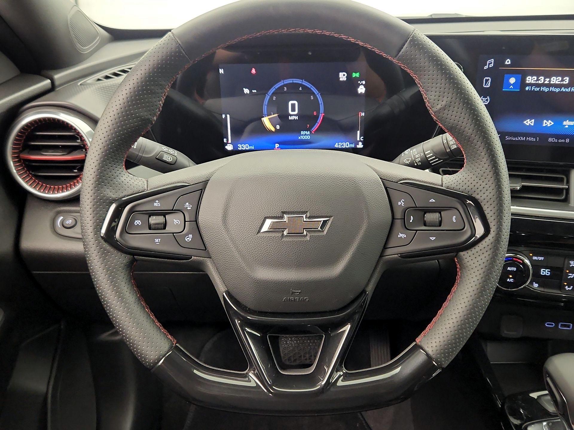 Thumbnail: 2025 Chevrolet Trax - 10