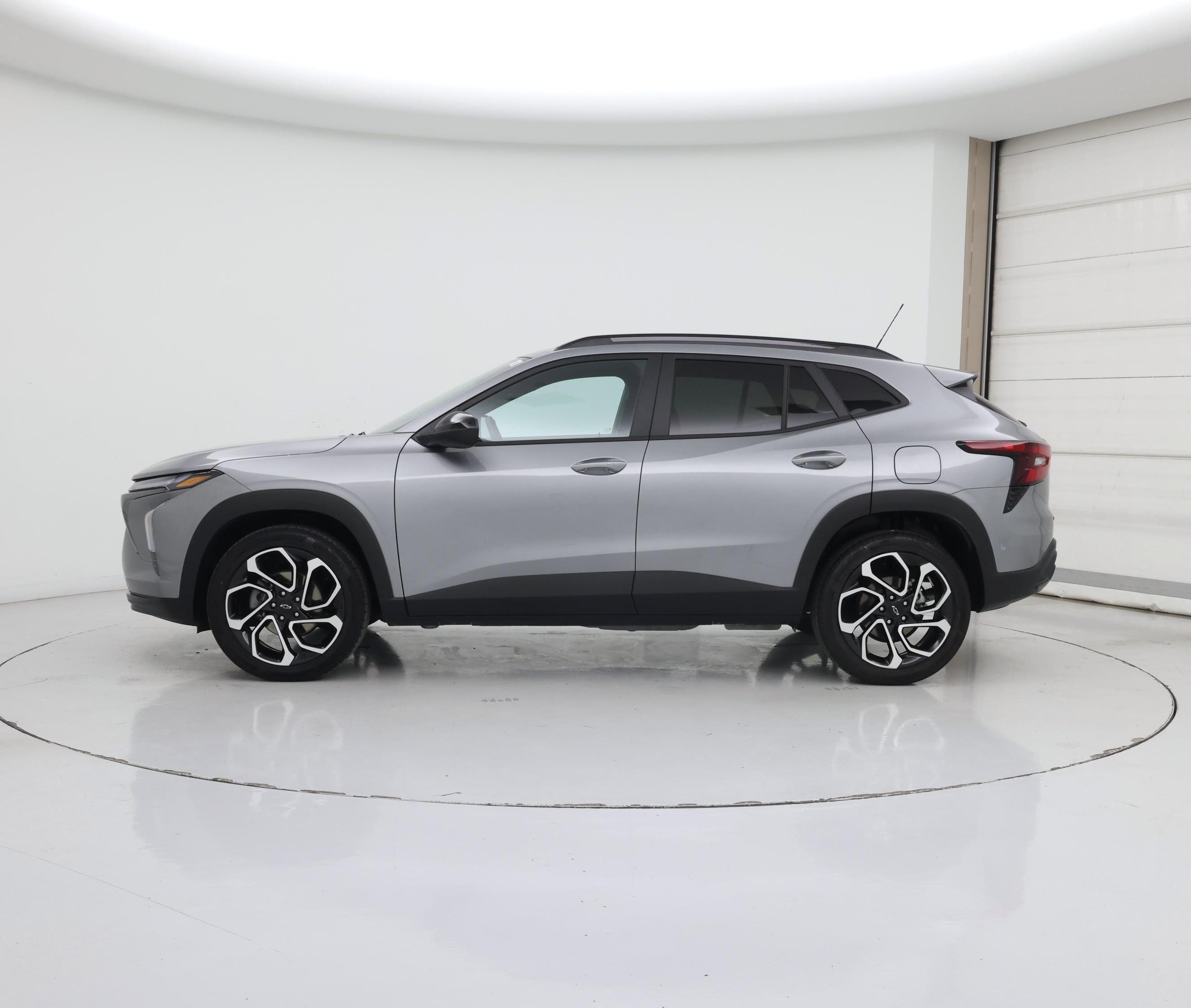 Thumbnail: 2025 Chevrolet Trax - 3