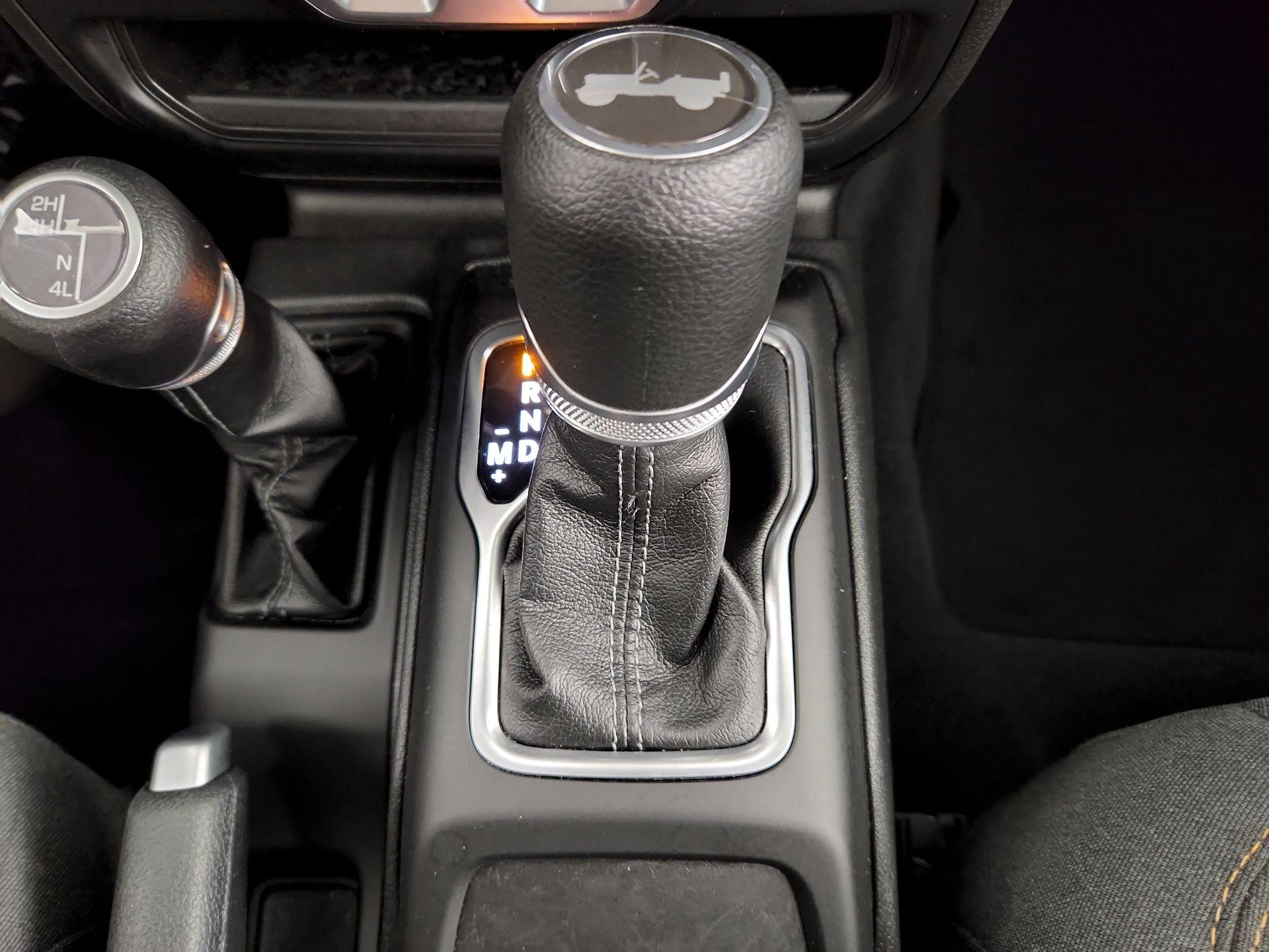 Thumbnail: 2025 Jeep Wrangler - 17