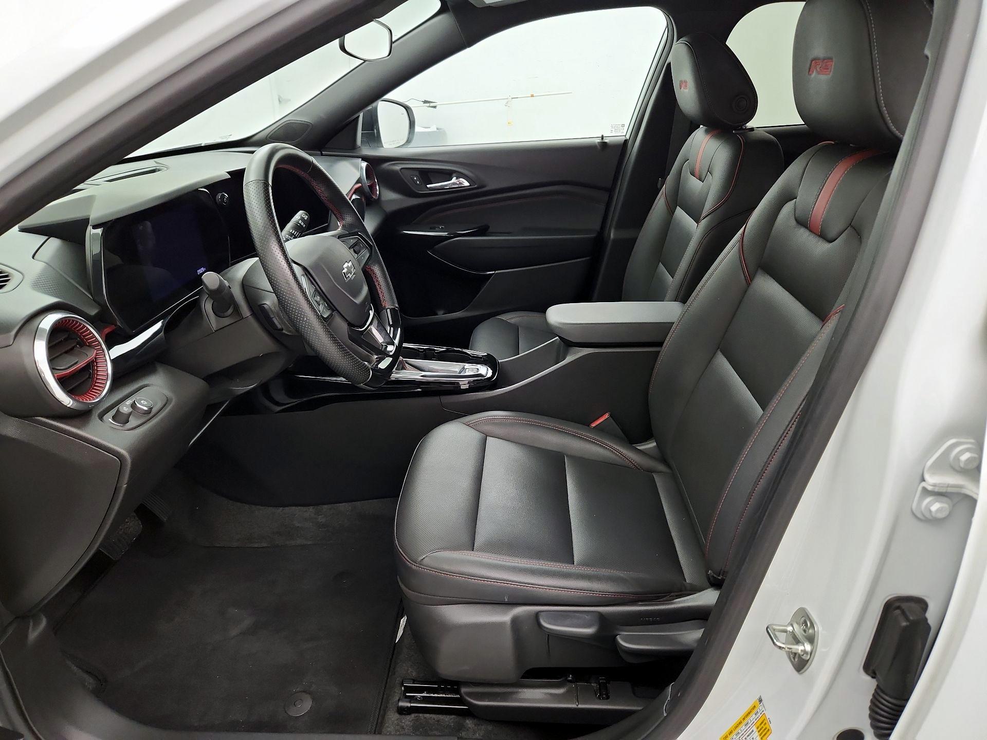 Thumbnail: 2024 Chevrolet Trax - 11
