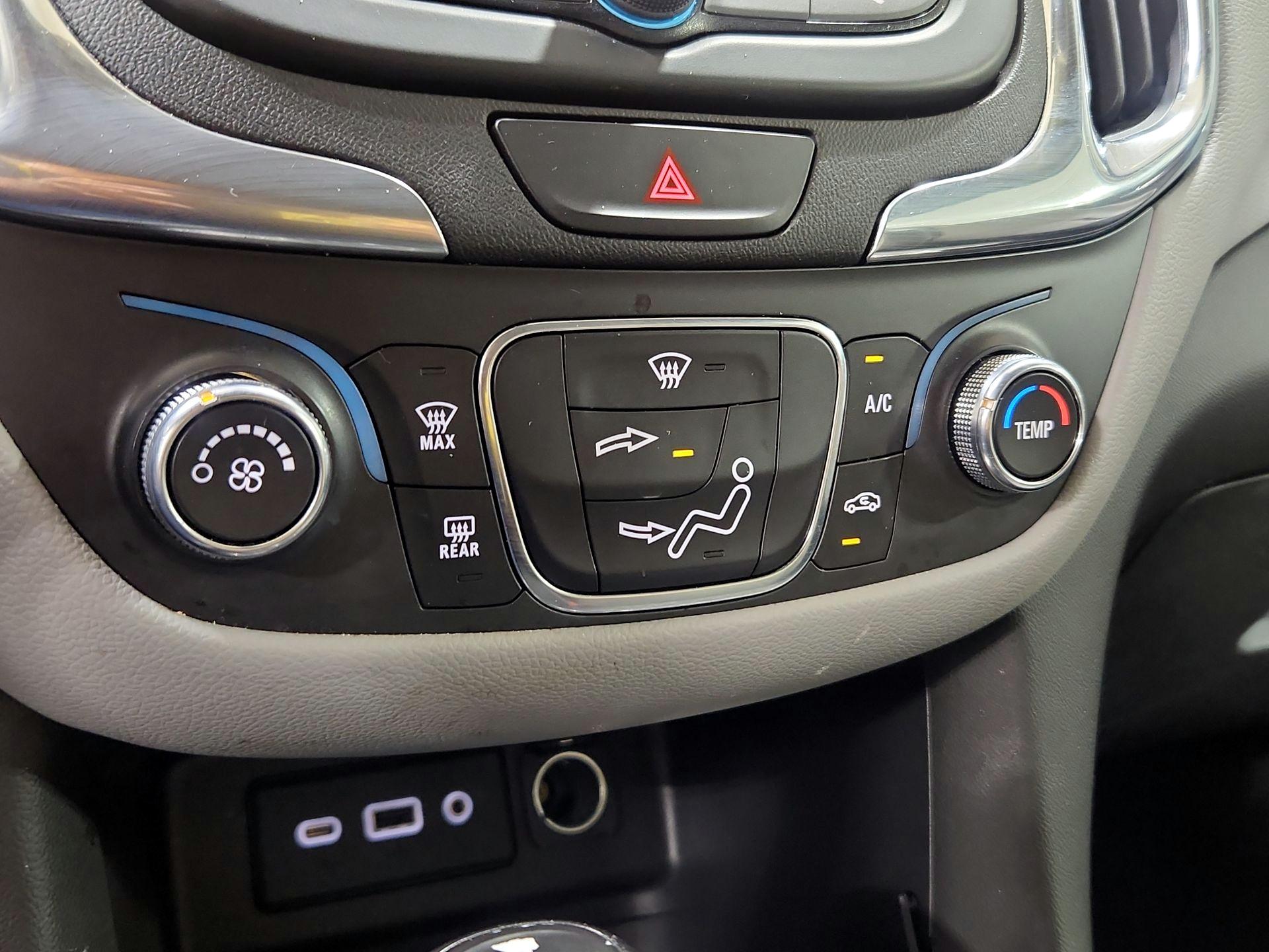 Thumbnail: 2021 Chevrolet Equinox - 16