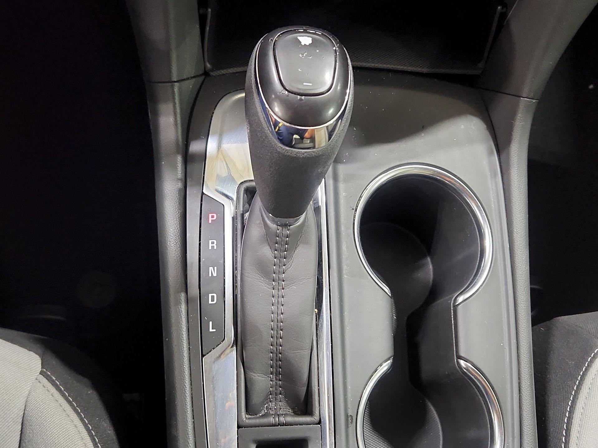 Thumbnail: 2021 Chevrolet Equinox - 17