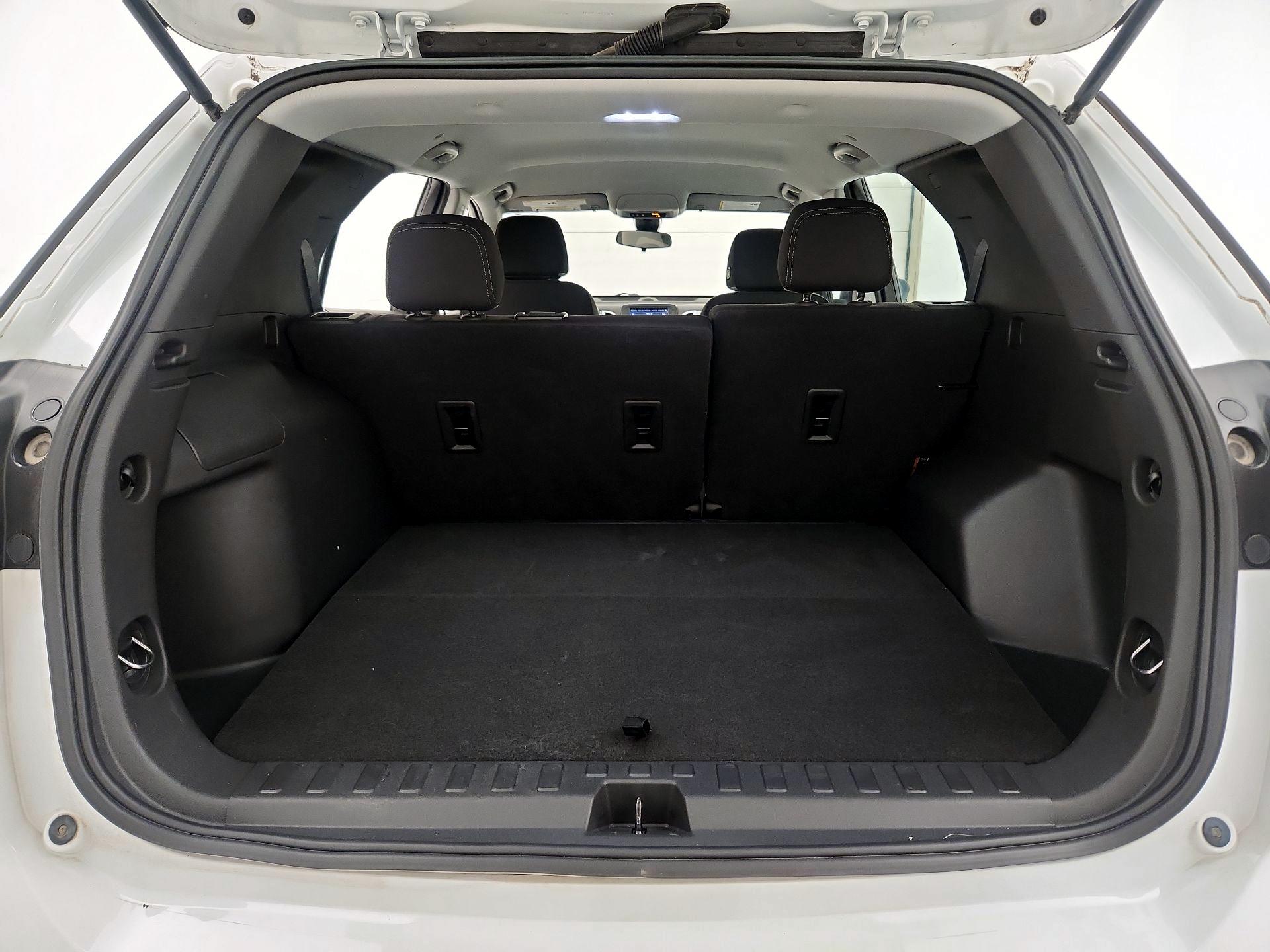 Thumbnail: 2021 Chevrolet Equinox - 20