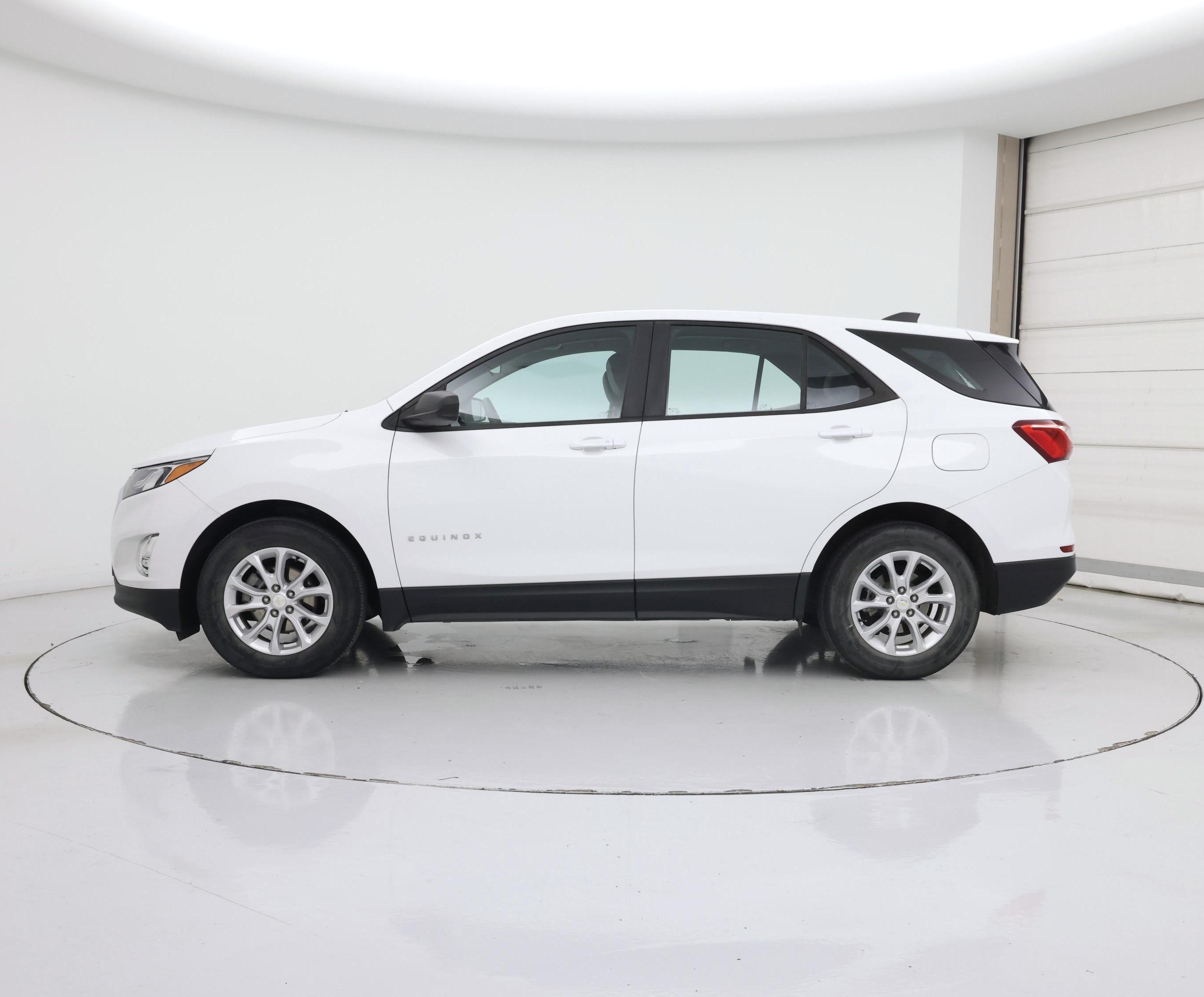 Thumbnail: 2021 Chevrolet Equinox - 3