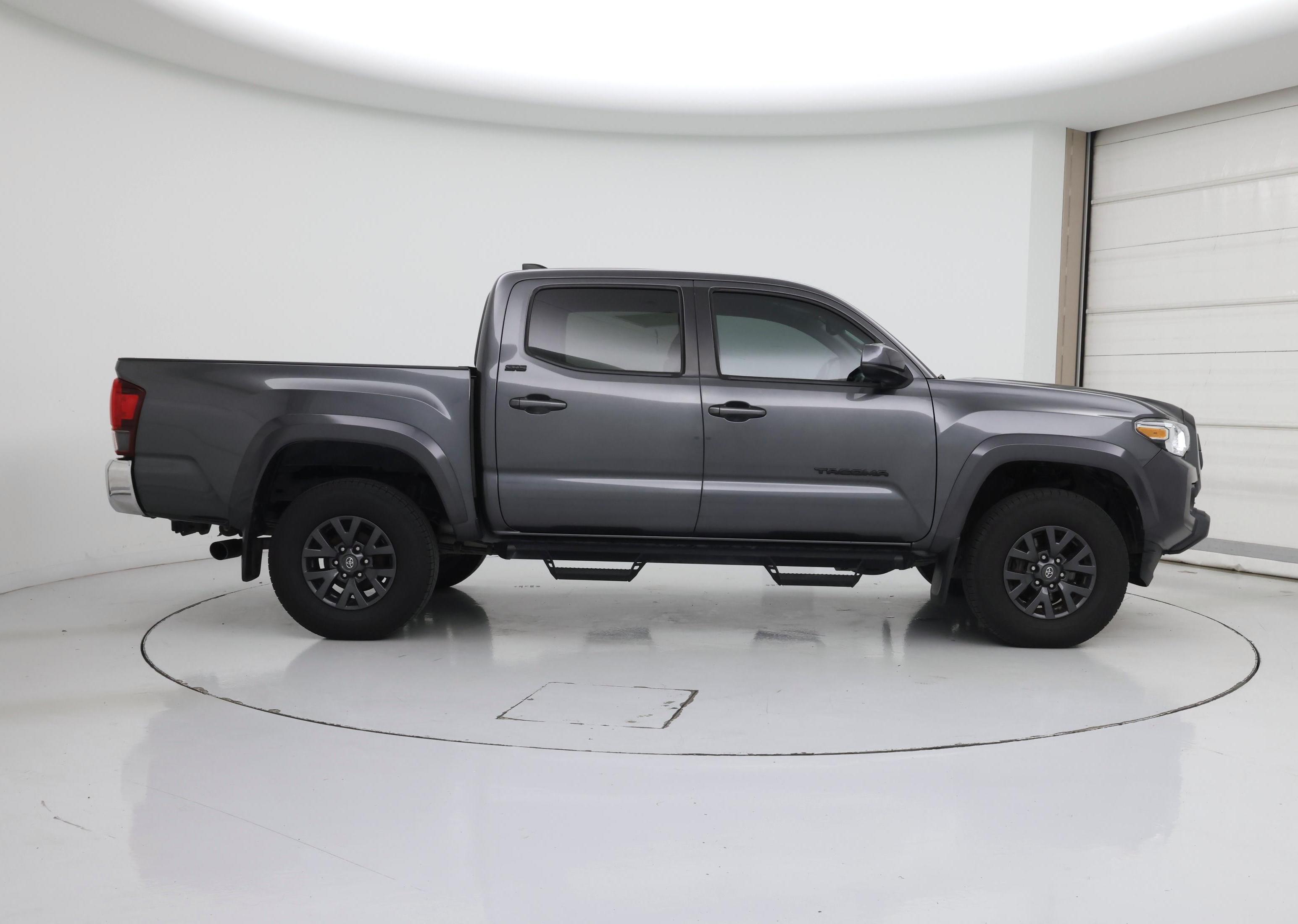 Thumbnail: 2022 Toyota Tacoma - 7