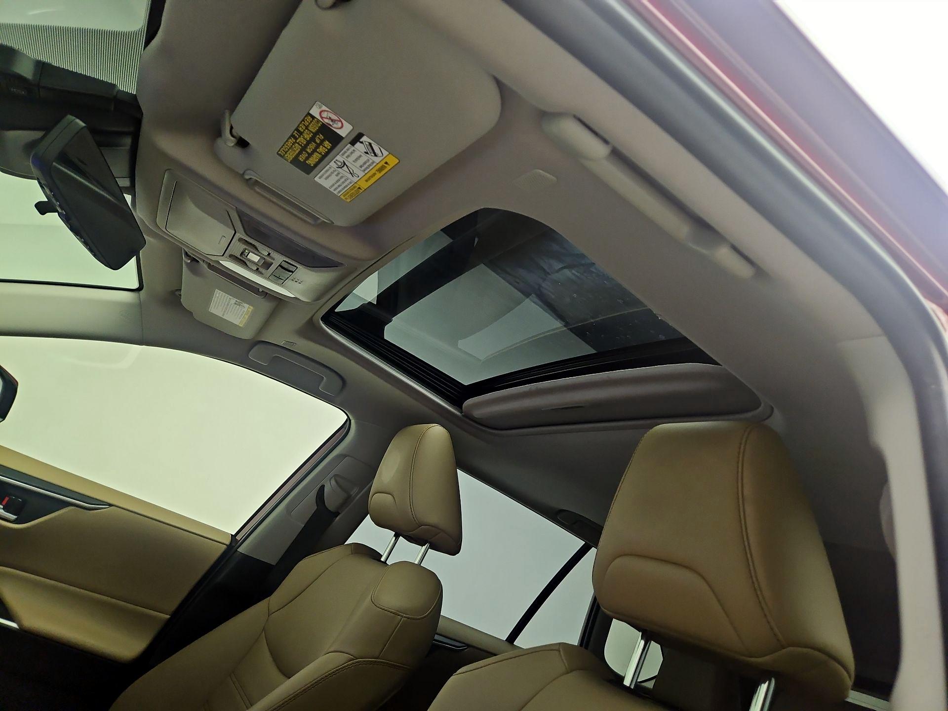Thumbnail: 2025 Toyota RAV4 - 19