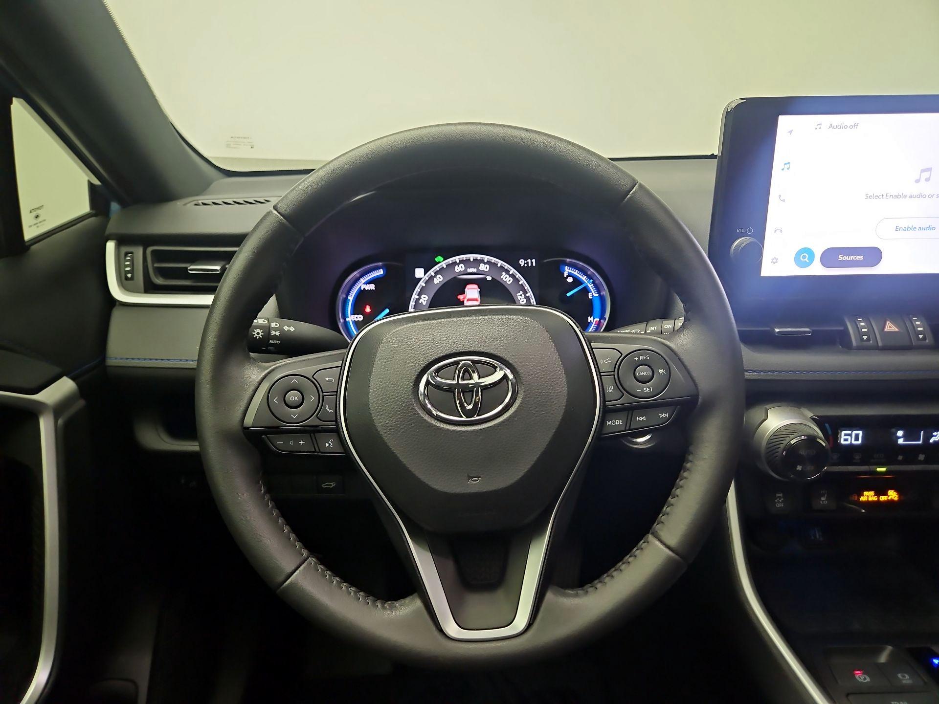 Thumbnail: 2025 Toyota RAV4 - 10