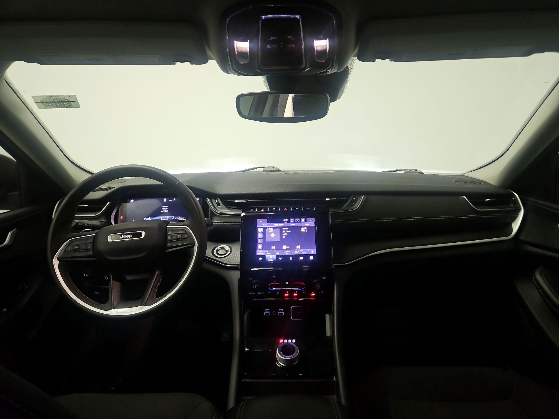 Thumbnail: 2023 Jeep Grand Cherokee - 9