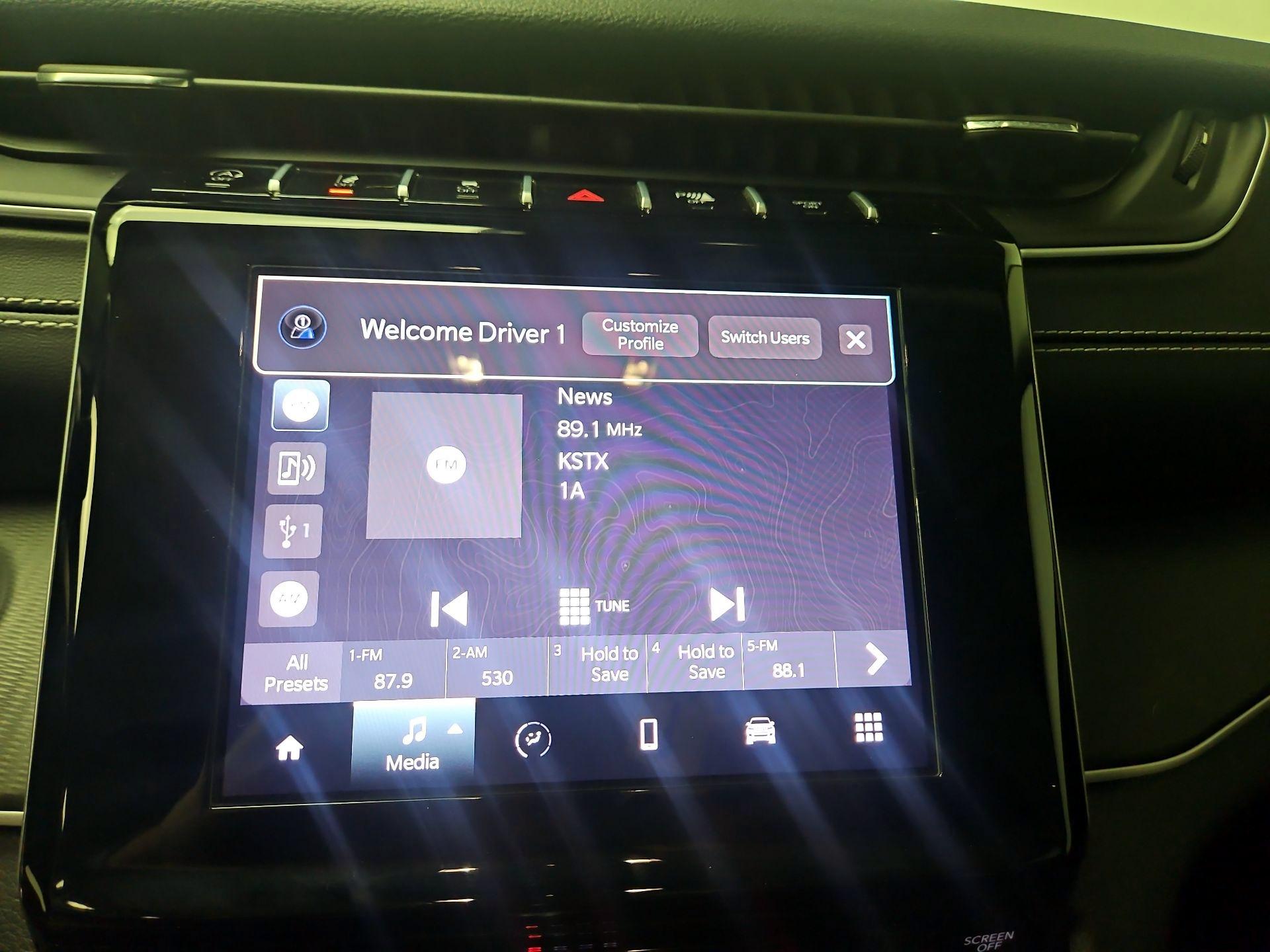 Thumbnail: 2023 Jeep Grand Cherokee - 15