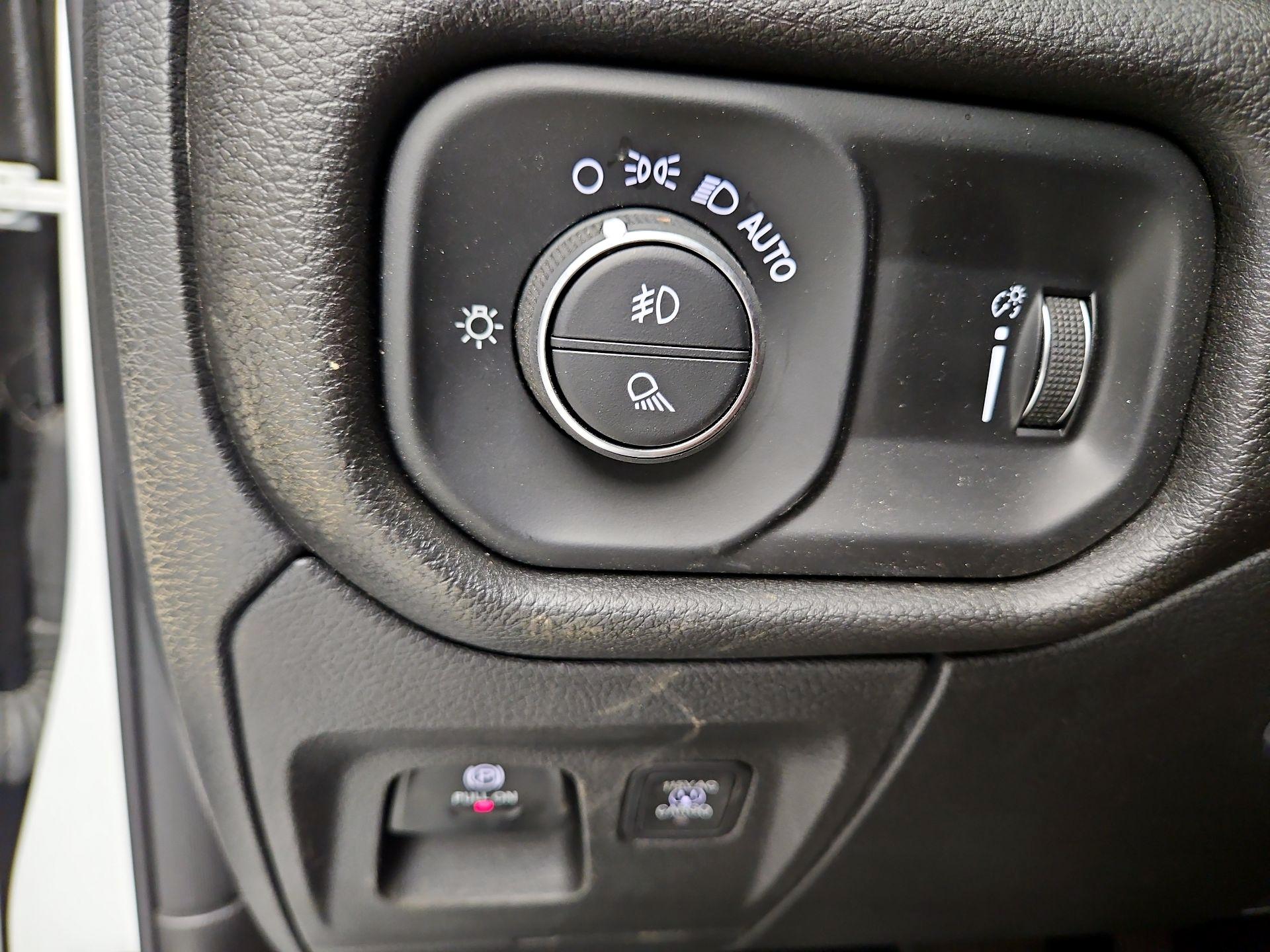 Thumbnail: 2025 RAM 1500 - 13