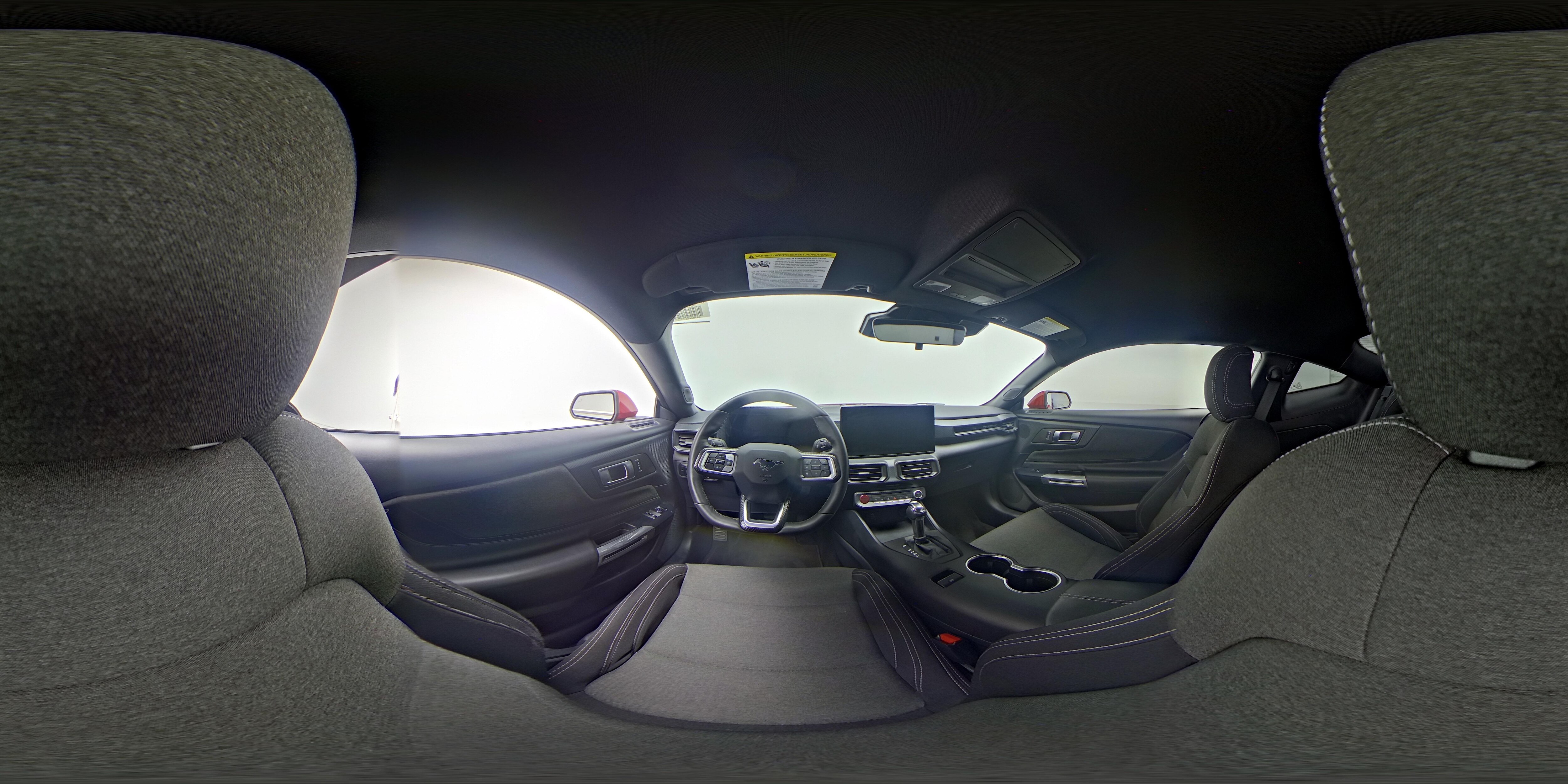 2024 Ford Mustang EcoBoost - Photo 25