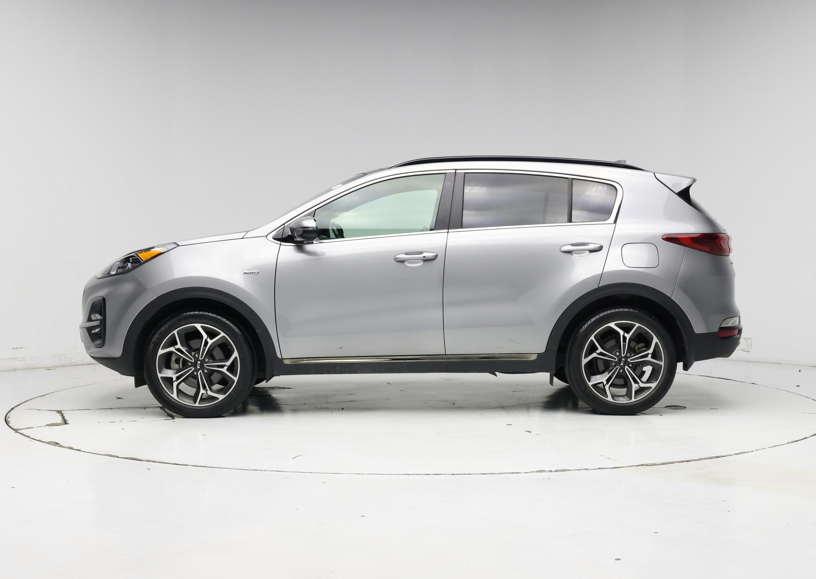 Thumbnail: 2022 Kia Sportage - 3