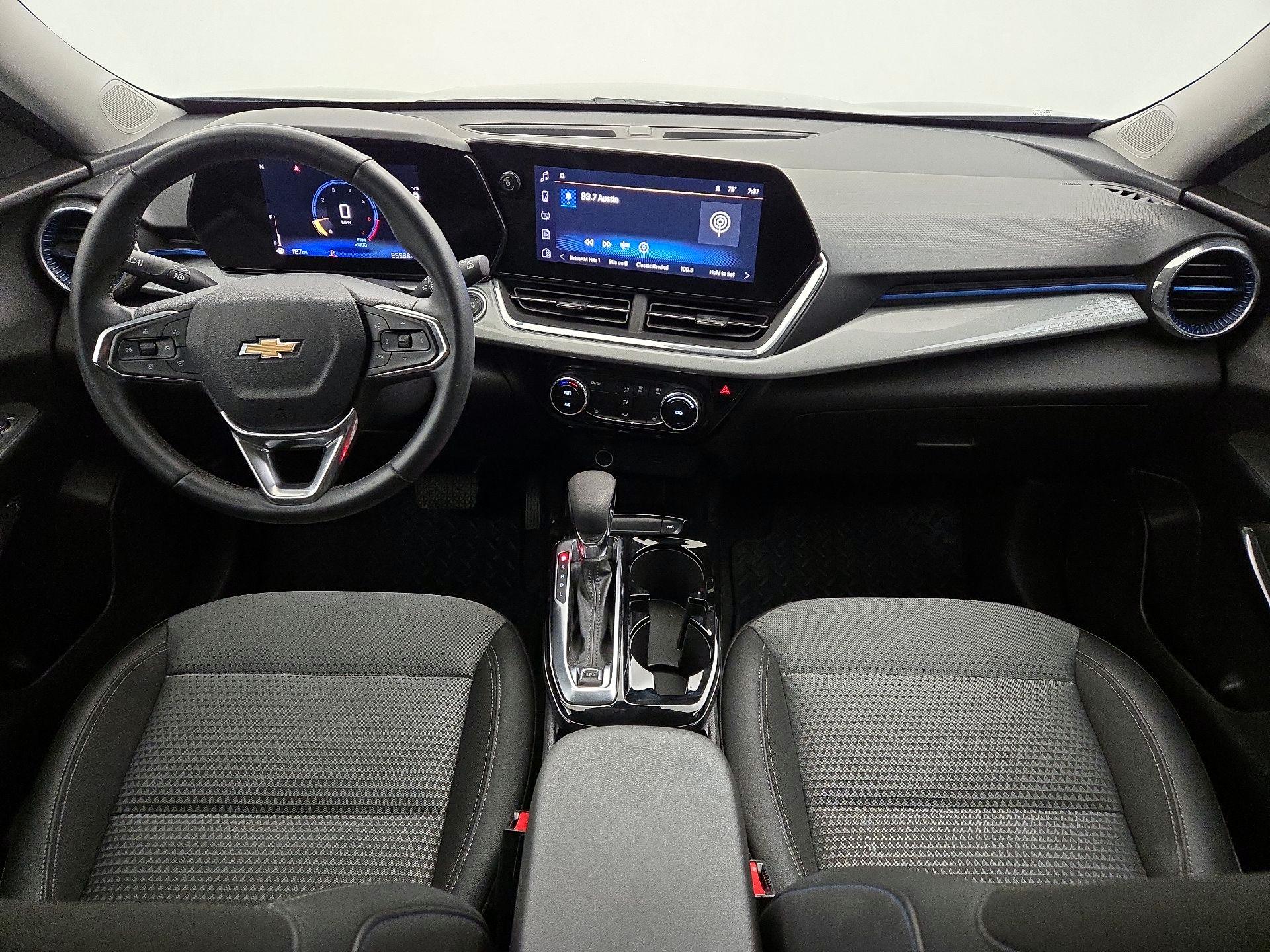 Thumbnail: 2024 Chevrolet Trax - 9