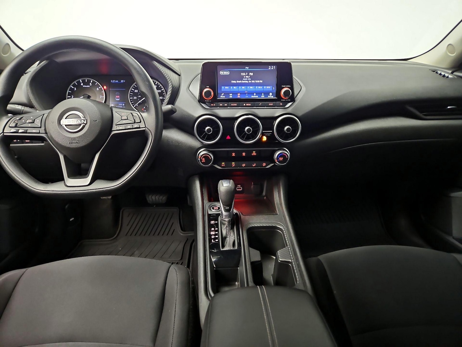 2025 Nissan Sentra S - Photo 10