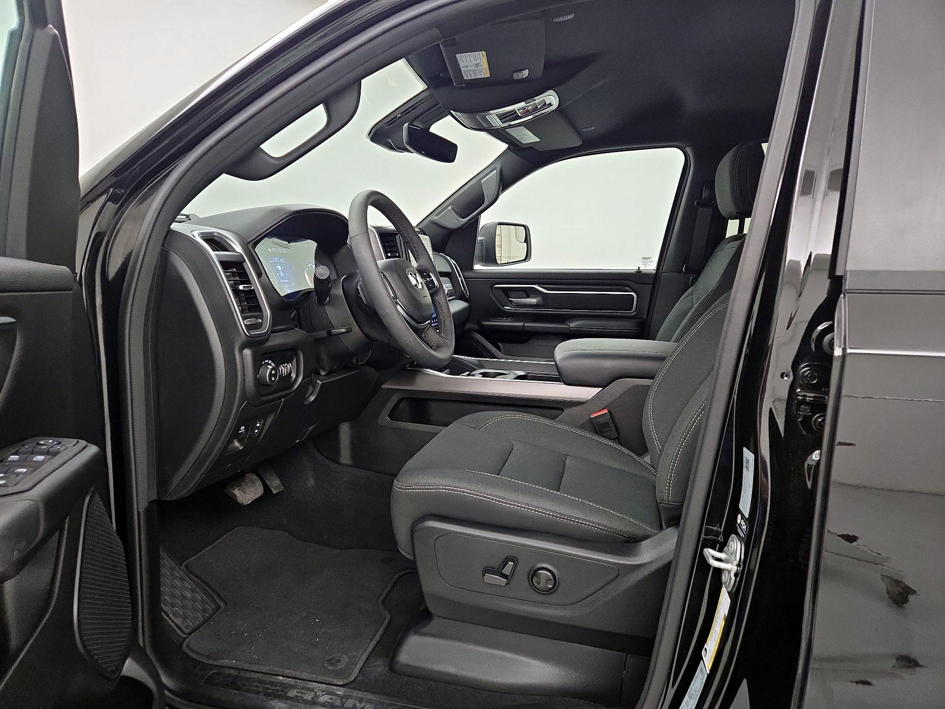 Thumbnail: 2025 RAM 1500 - 11