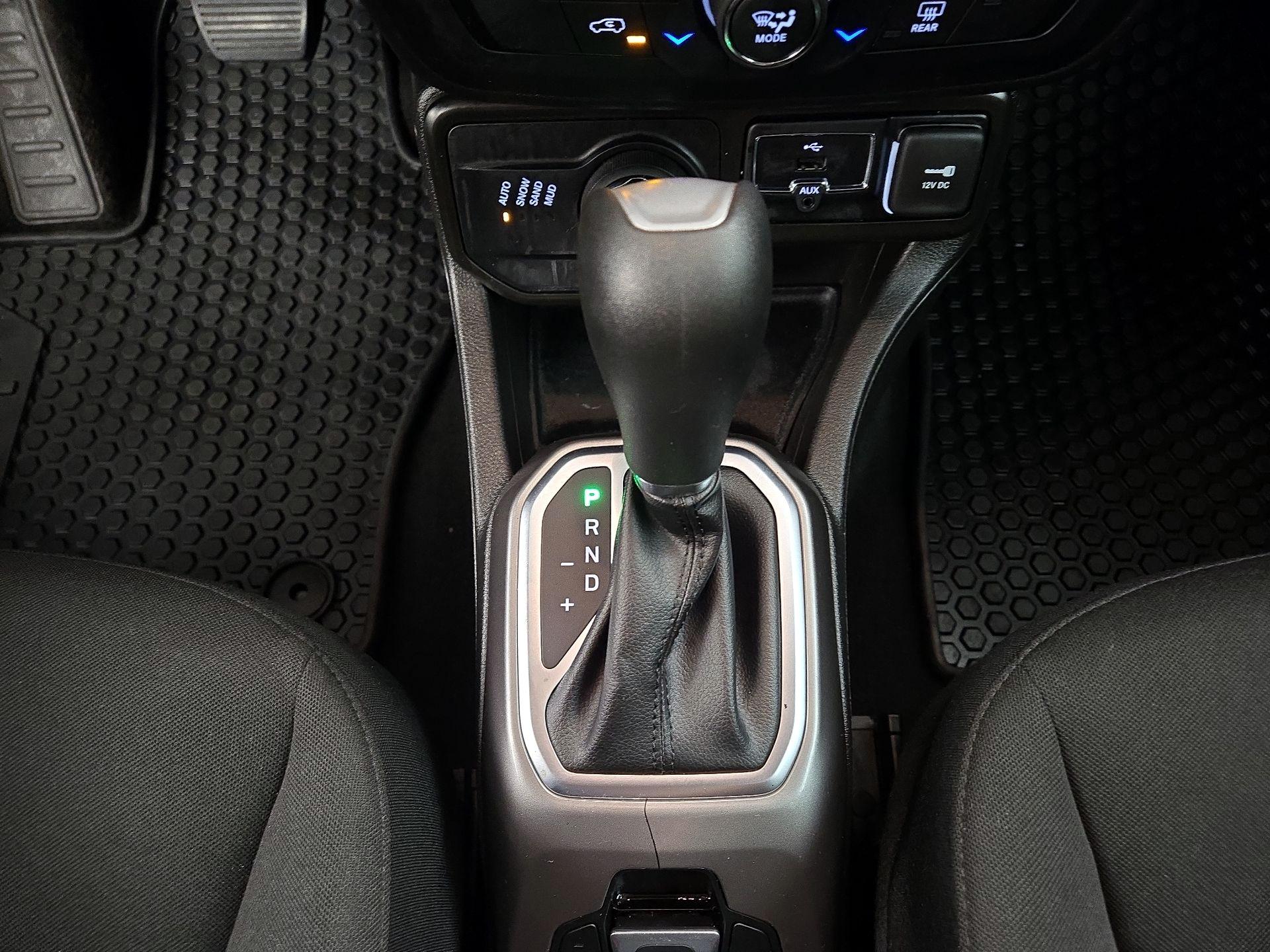 Thumbnail: 2022 Jeep Renegade - 18