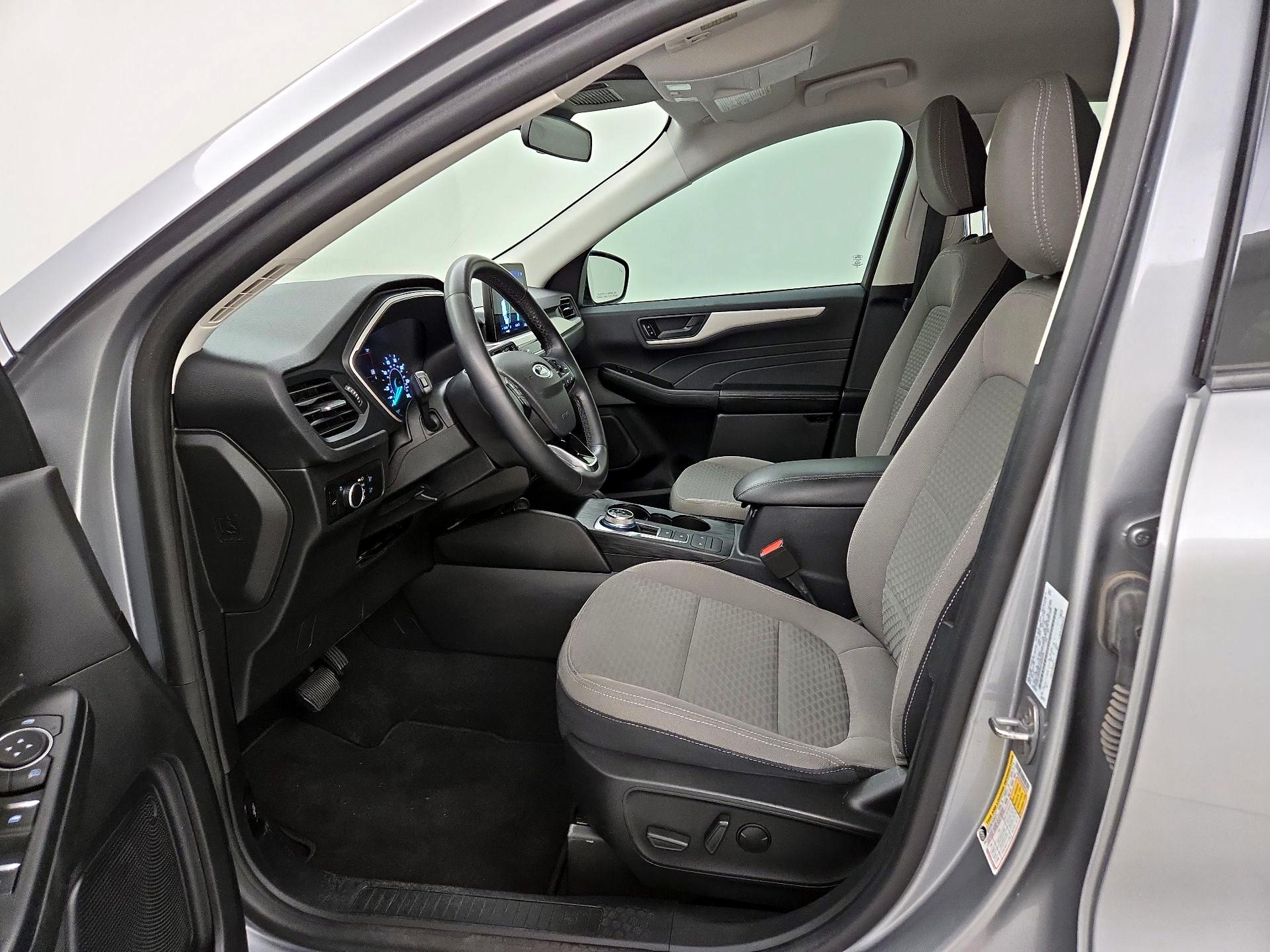 Thumbnail: 2022 Ford Escape - 11