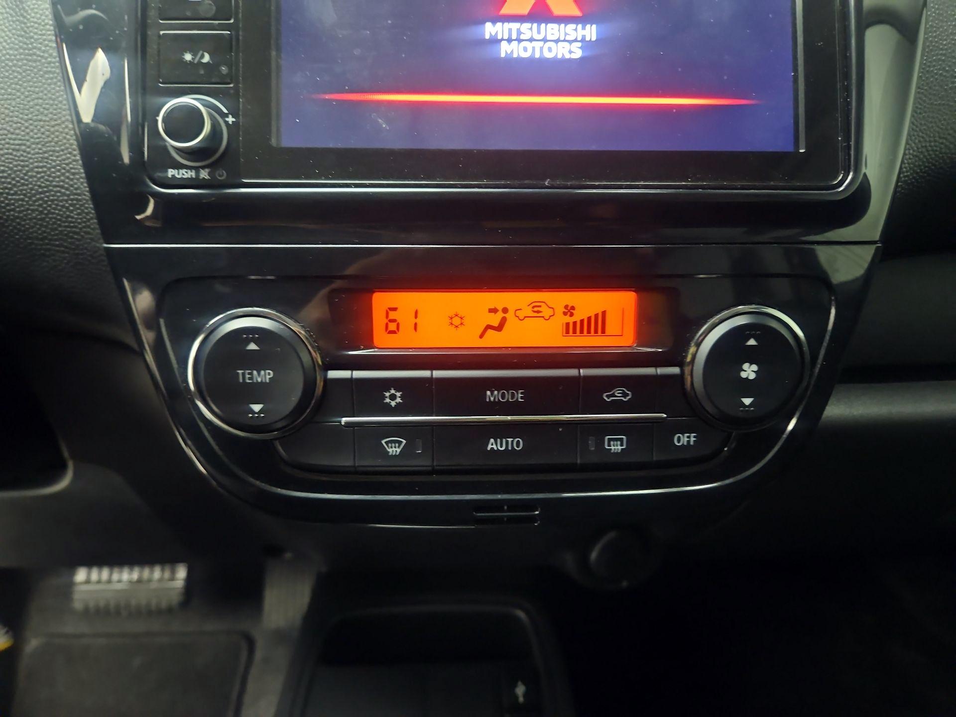 Thumbnail: 2021 Mitsubishi Mirage G4 - 16