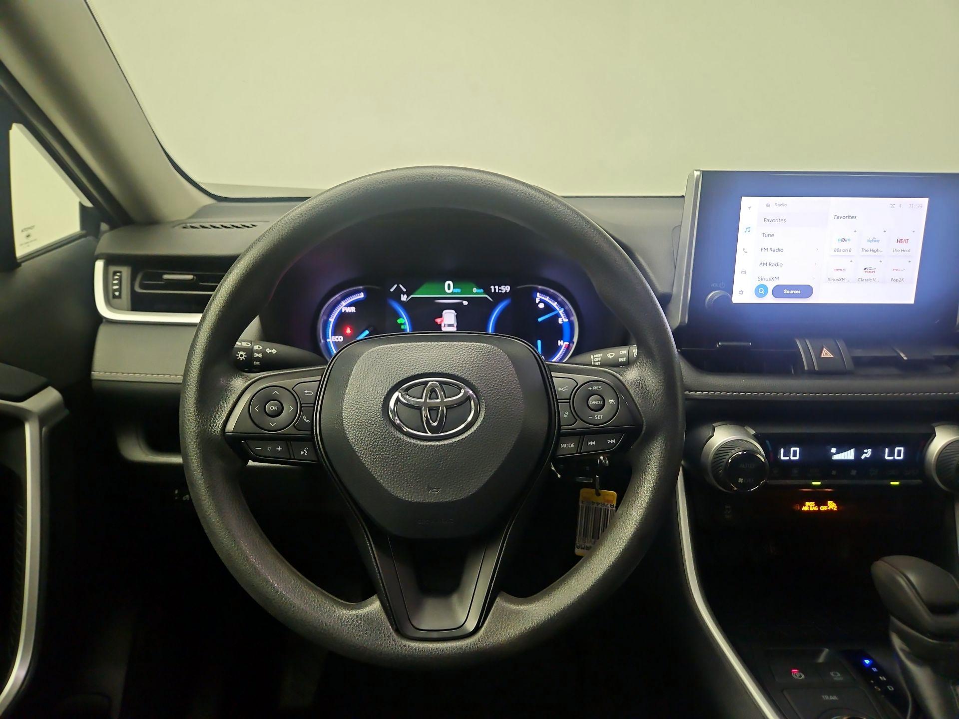 Thumbnail: 2025 Toyota RAV4 - 10