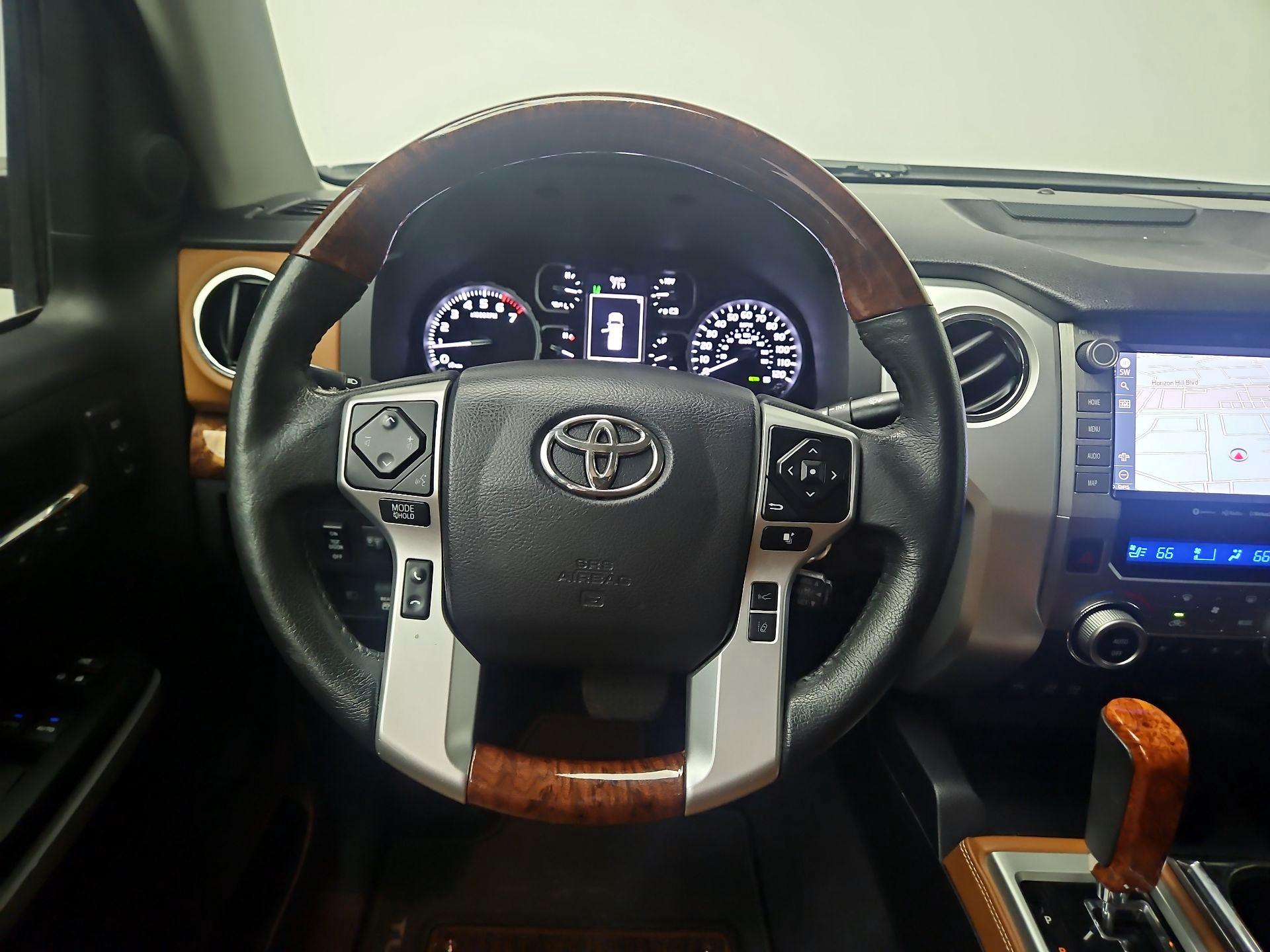 Thumbnail: 2021 Toyota Tundra - 10