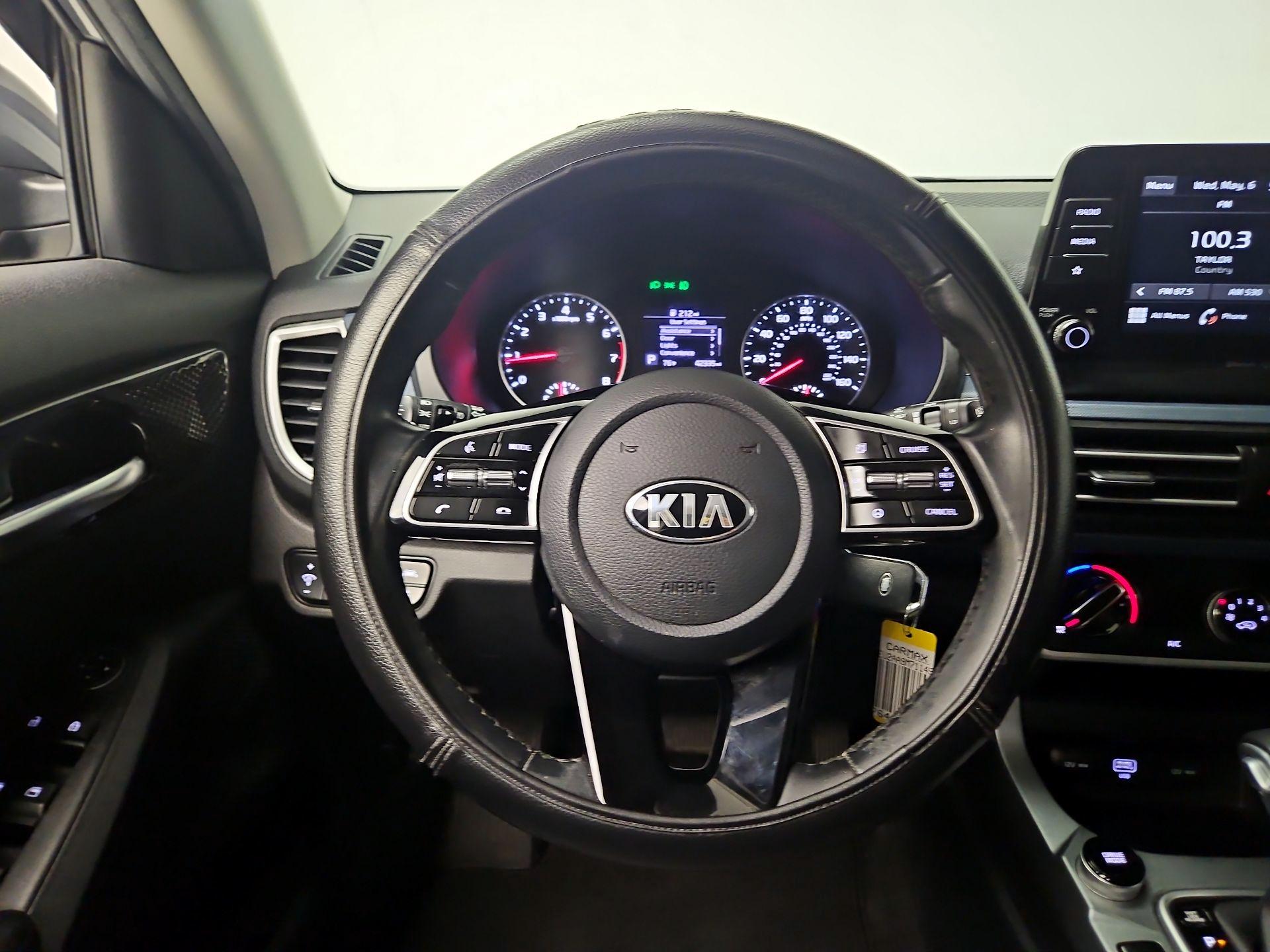 Thumbnail: 2021 Kia Seltos - 10