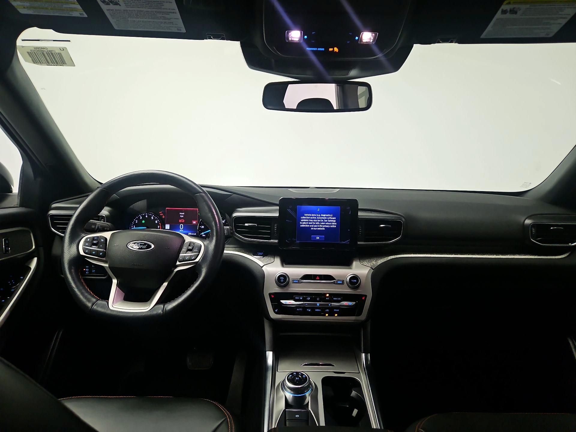 Thumbnail: 2024 Ford Explorer - 9