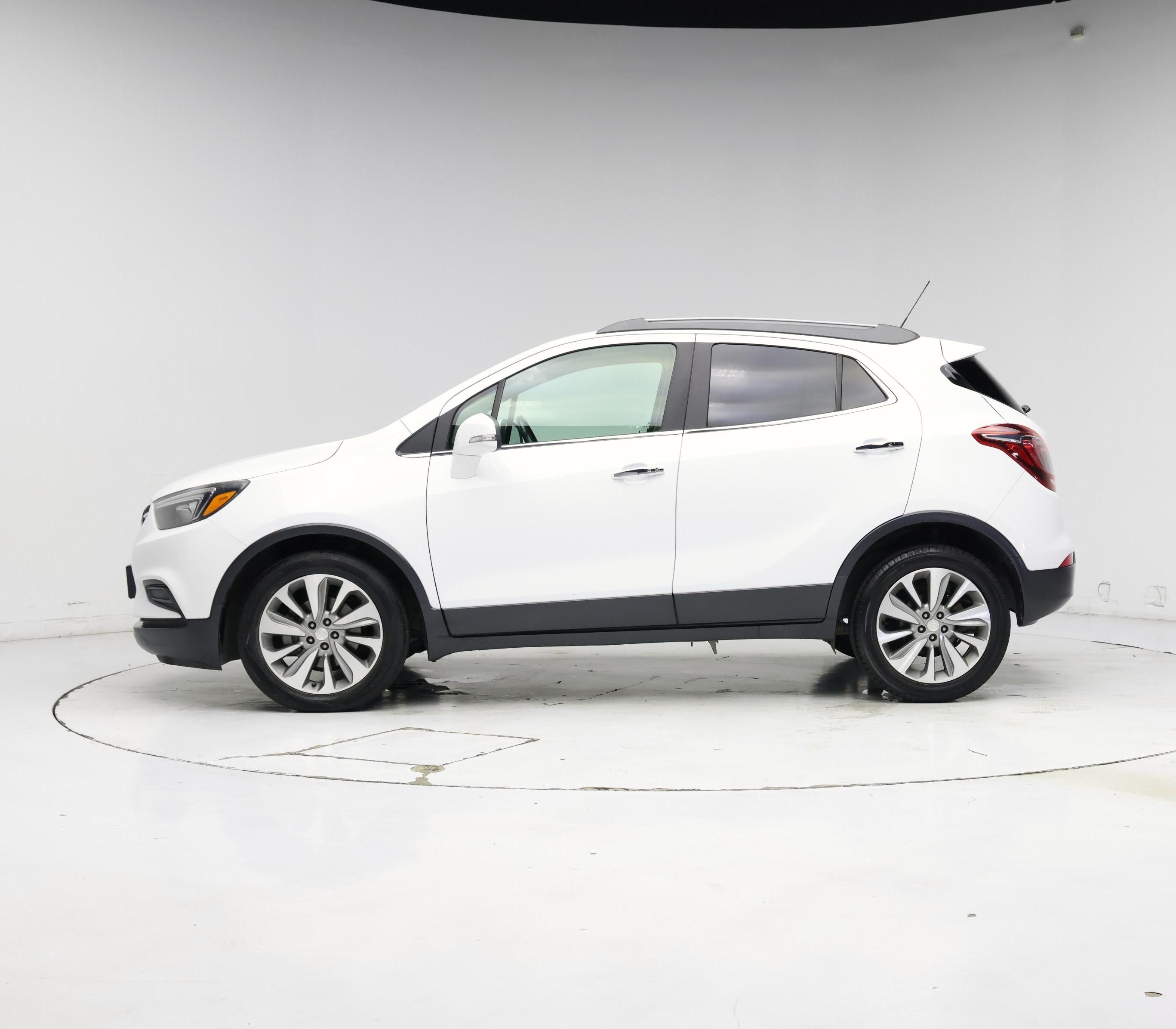 Thumbnail: 2018 Buick Encore - 3