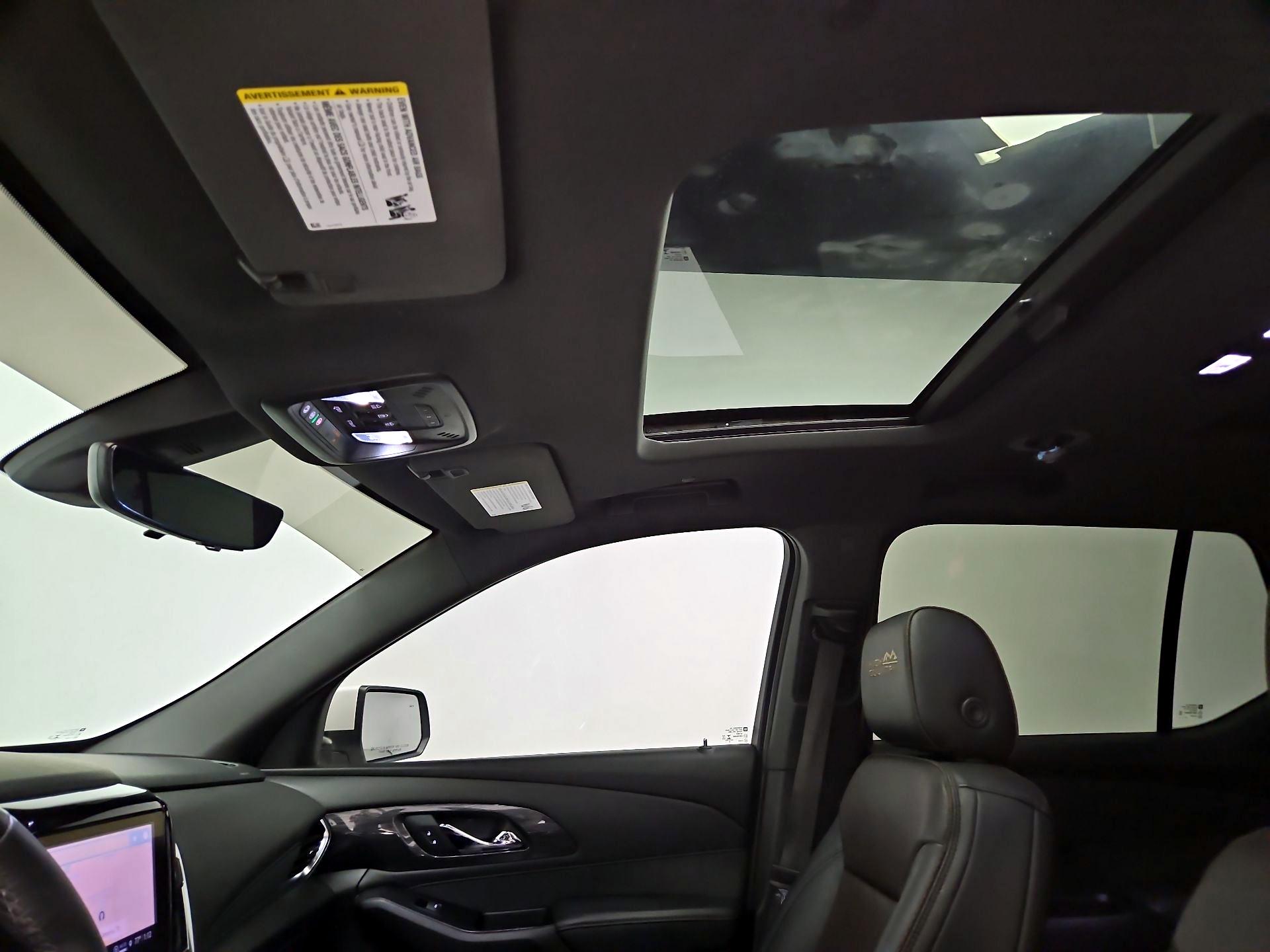 Thumbnail: 2023 Chevrolet Traverse - 20