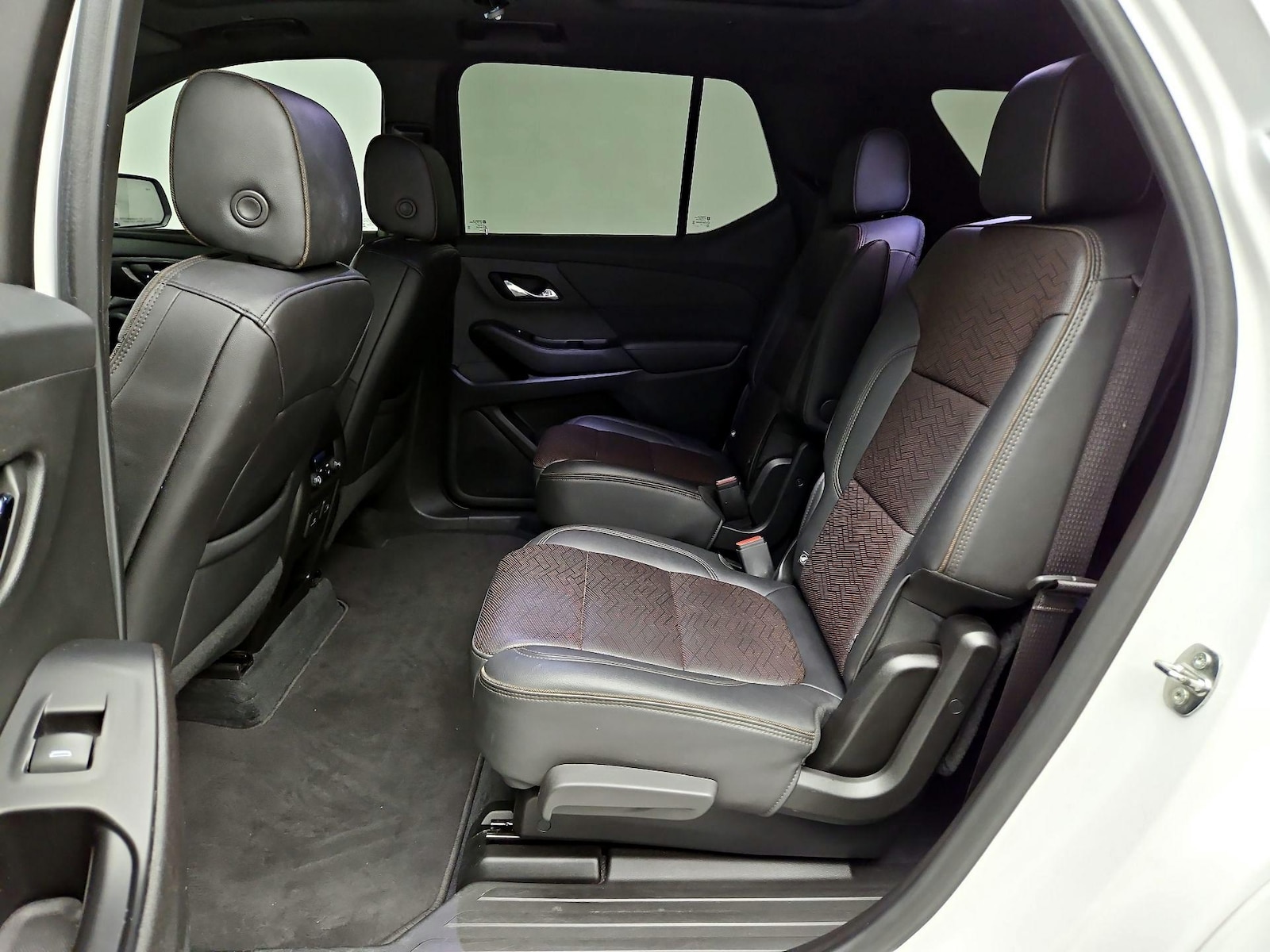 2023 Chevrolet Traverse High Country - Photo 22