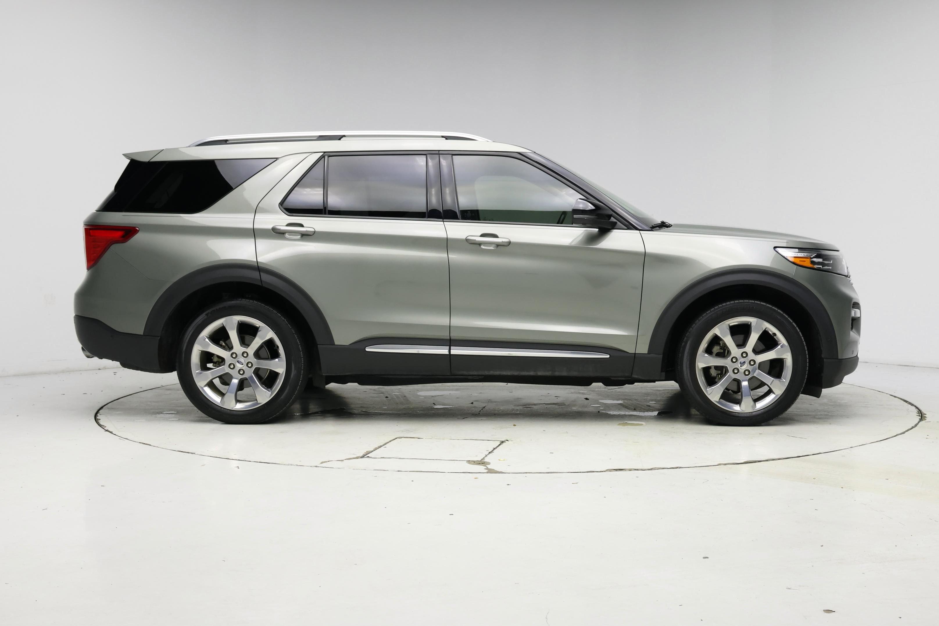 Thumbnail: 2020 Ford Explorer - 7