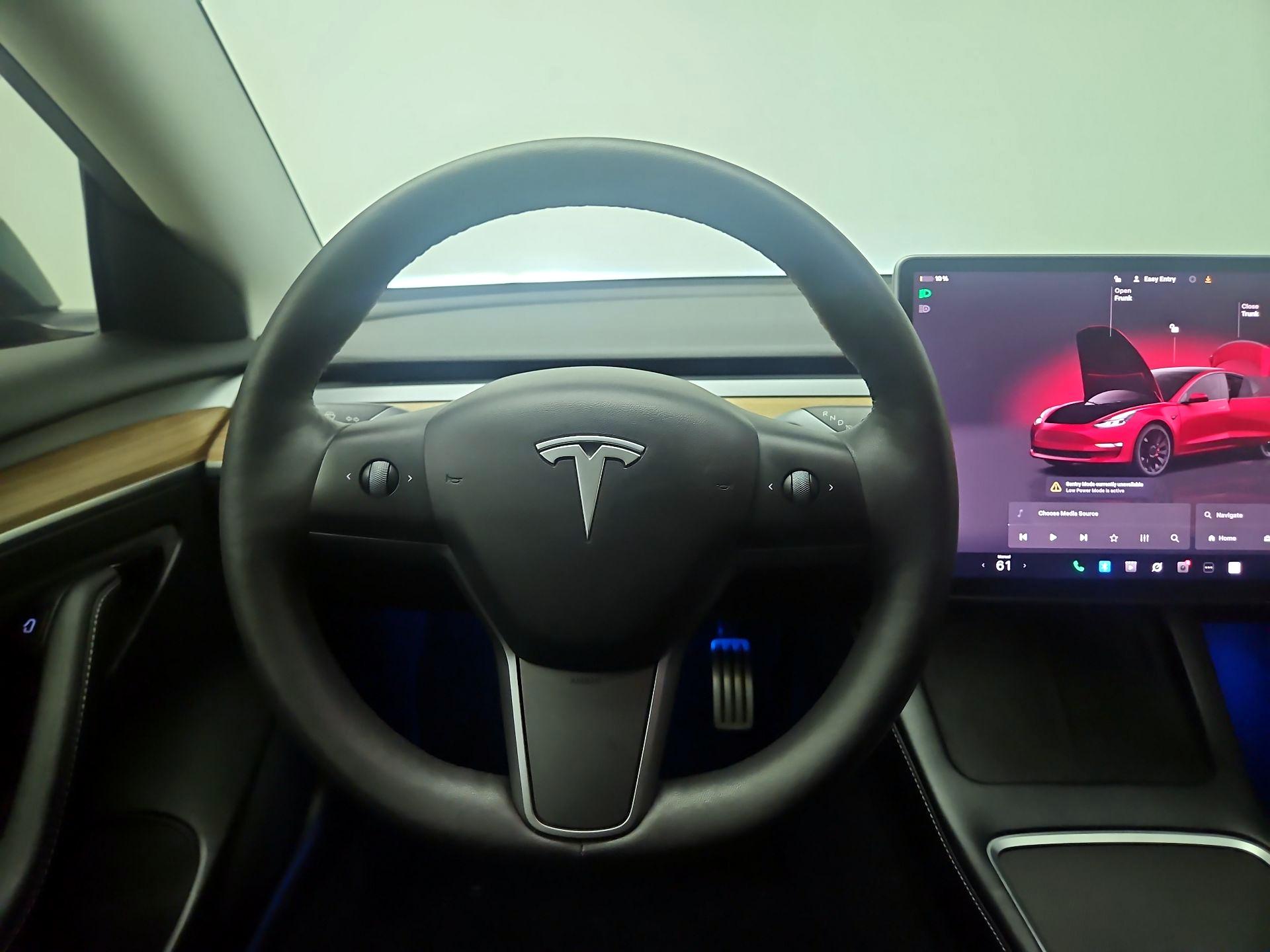 Thumbnail: 2022 Tesla Model 3 - 10