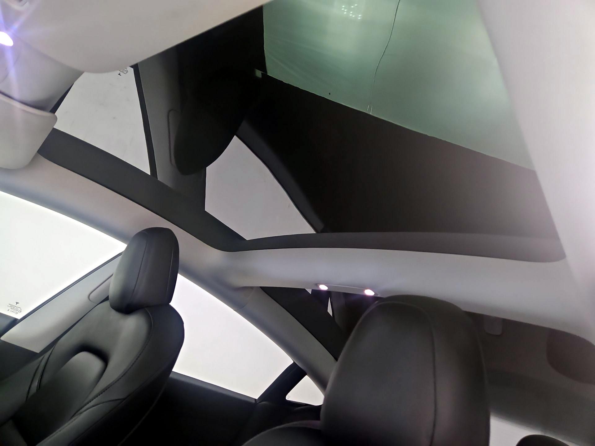 Thumbnail: 2022 Tesla Model 3 - 18