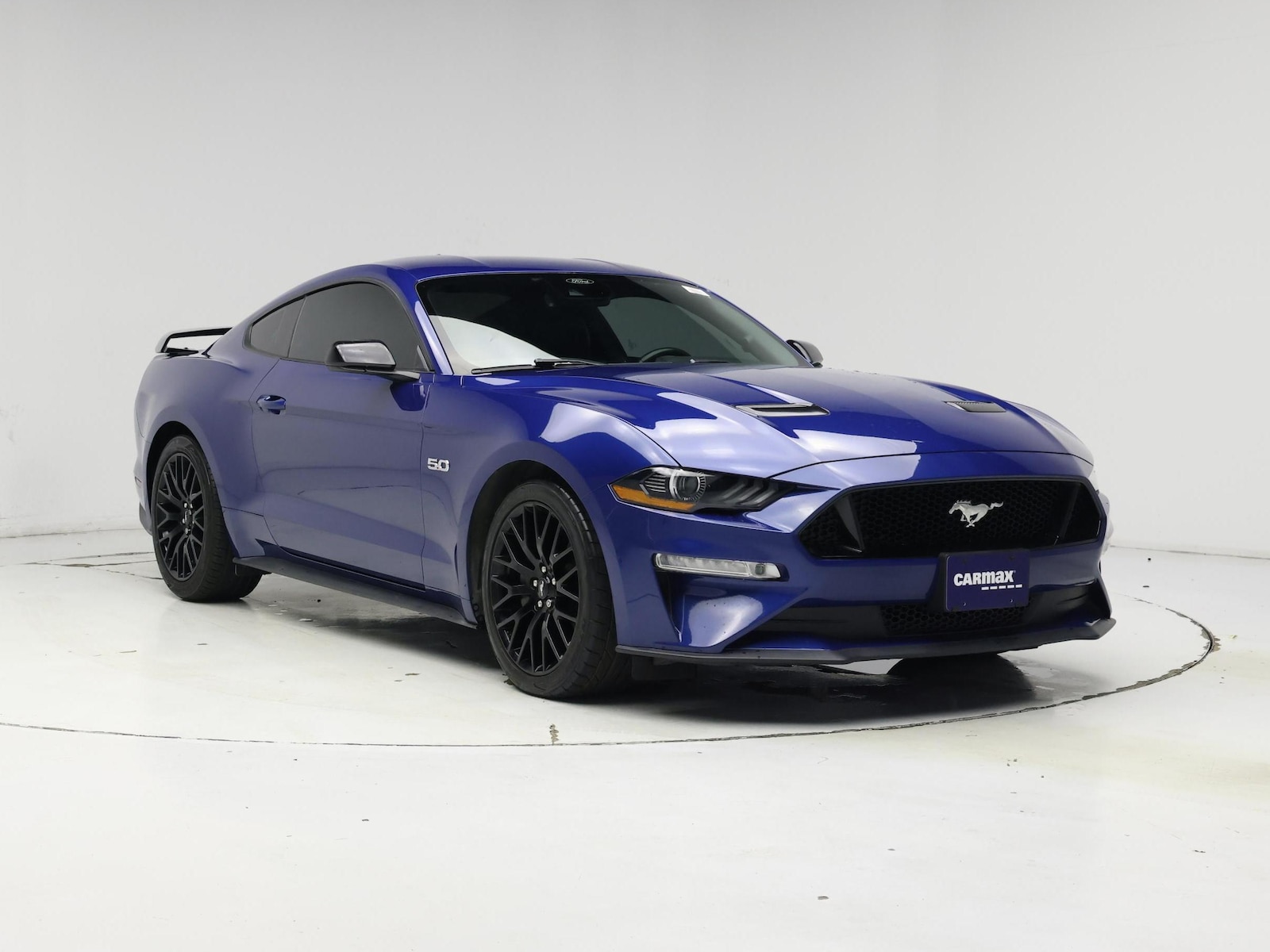2022 Ford Mustang GT Premium - Photo 2