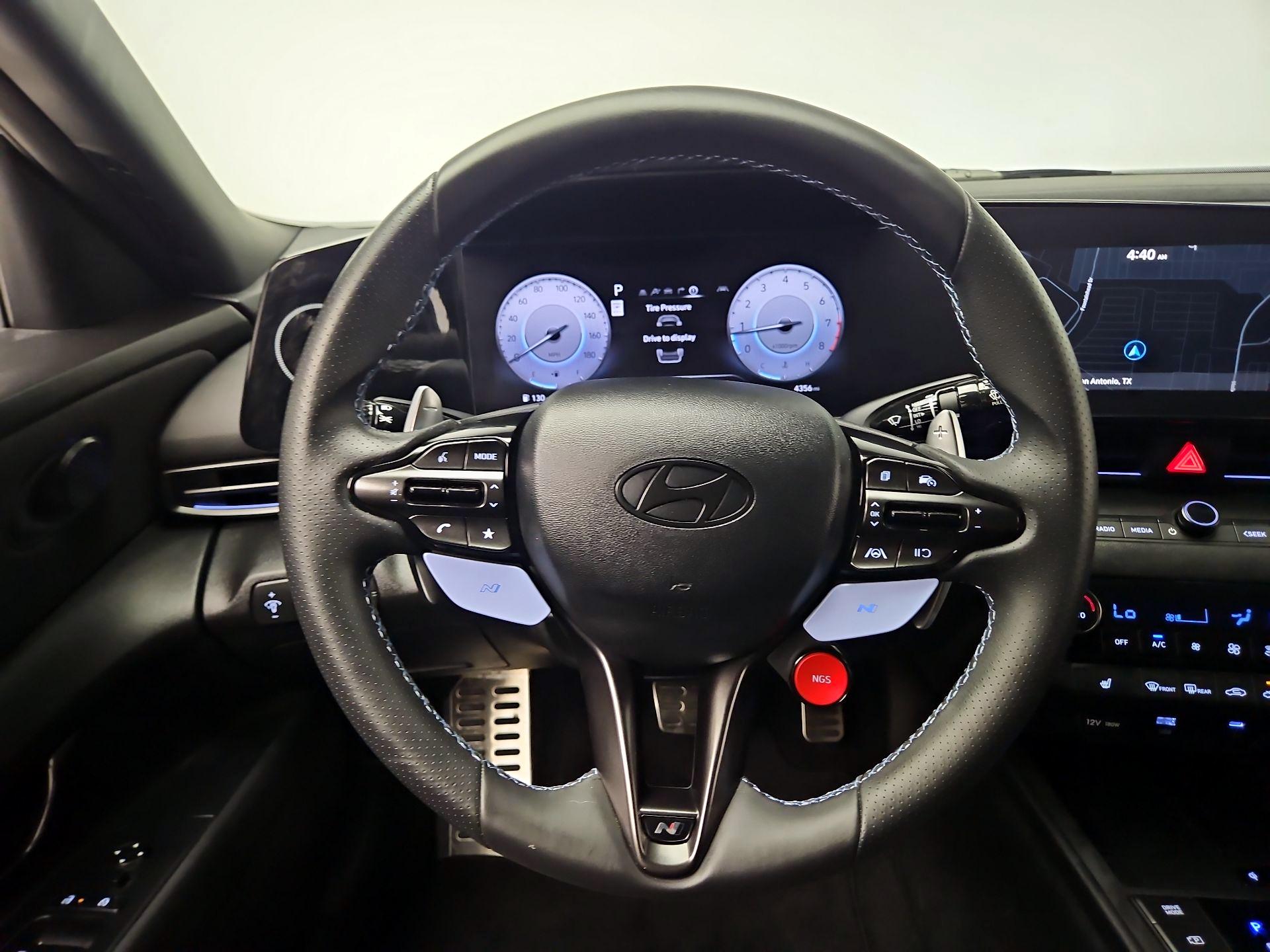 Thumbnail: 2025 Hyundai Elantra - 10