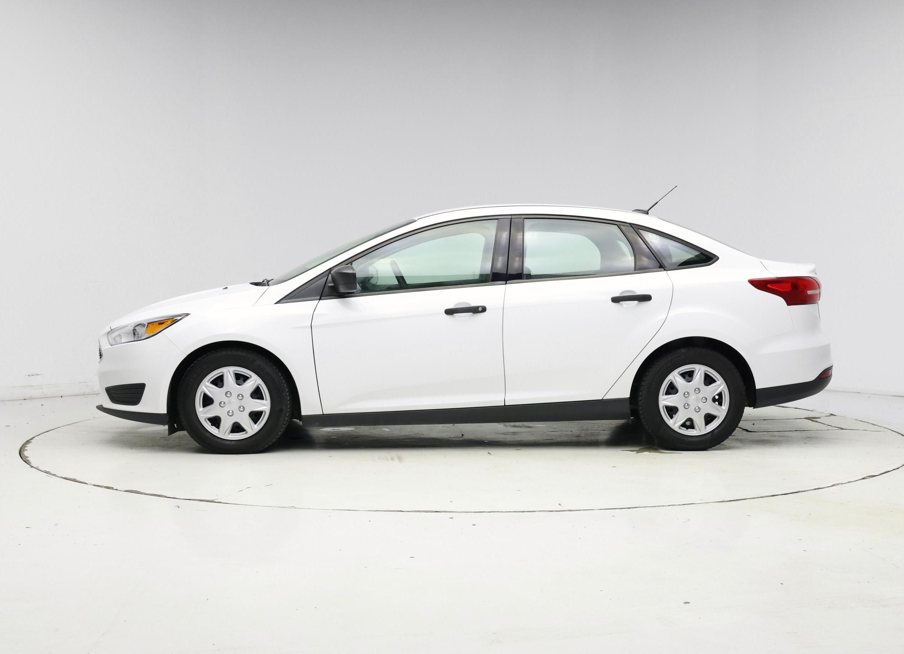 Thumbnail: 2018 Ford Focus - 3