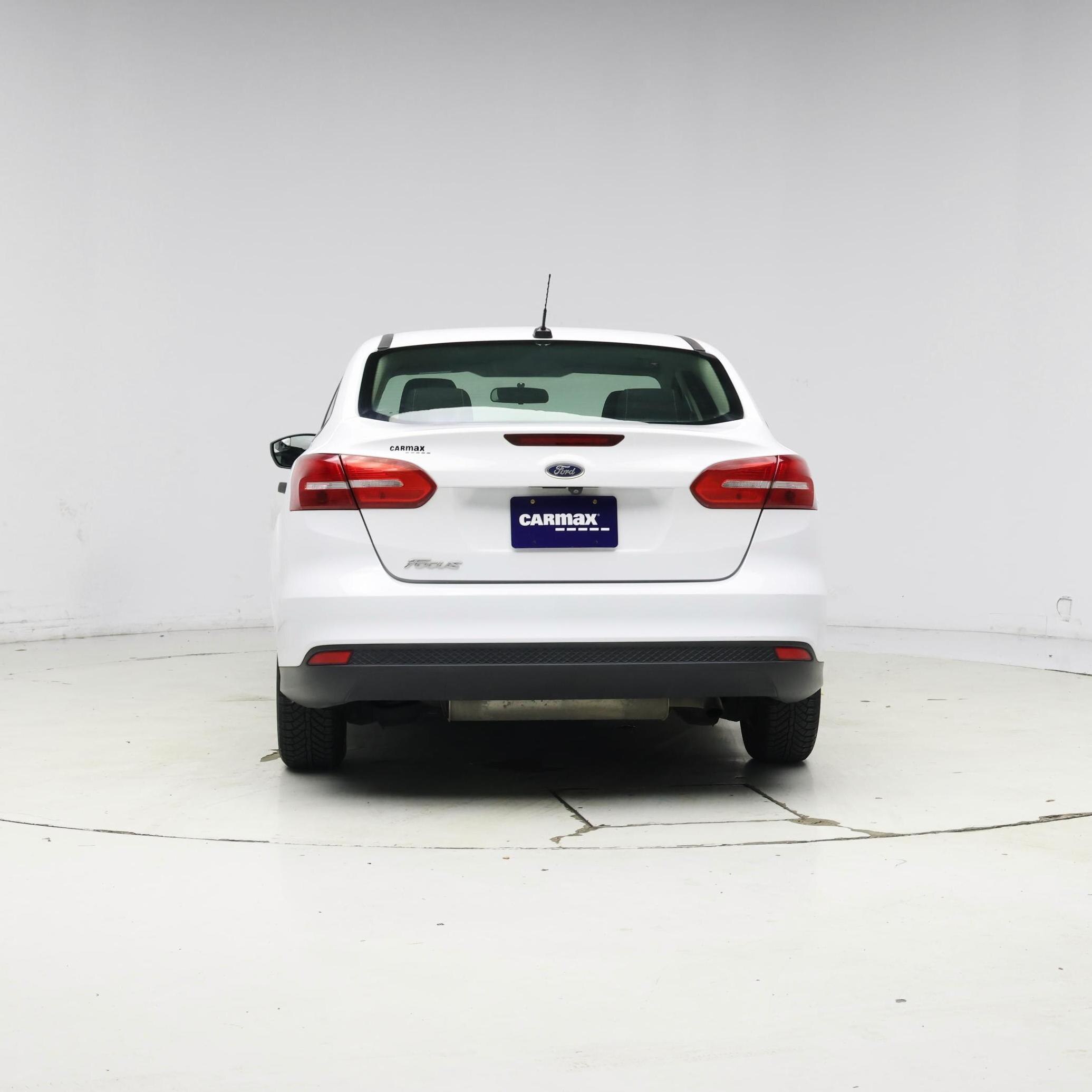 Thumbnail: 2018 Ford Focus - 6