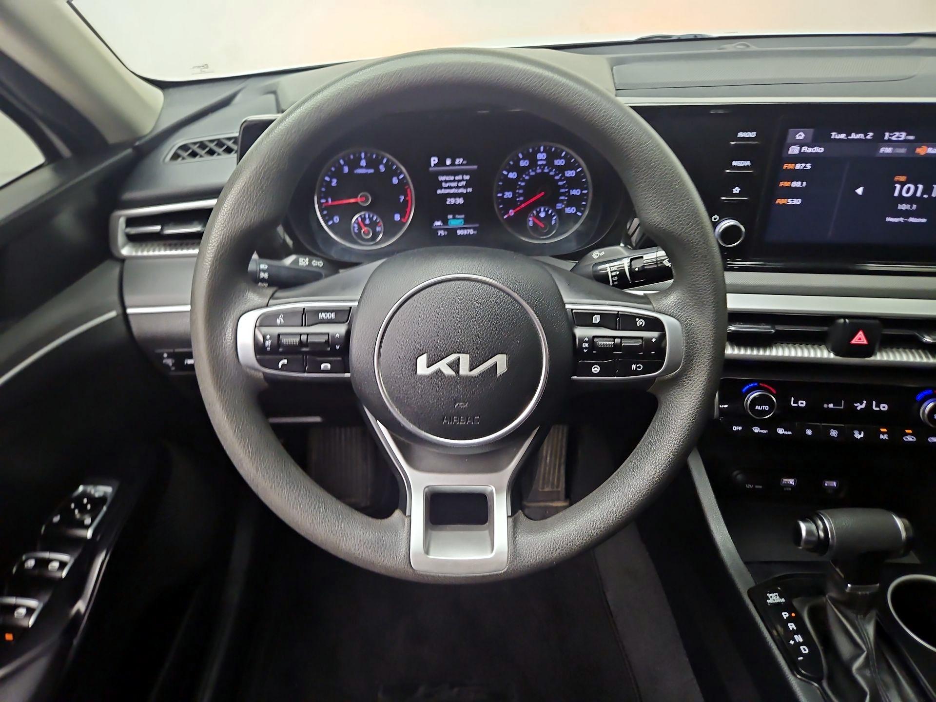 Thumbnail: 2022 Kia K5 - 10