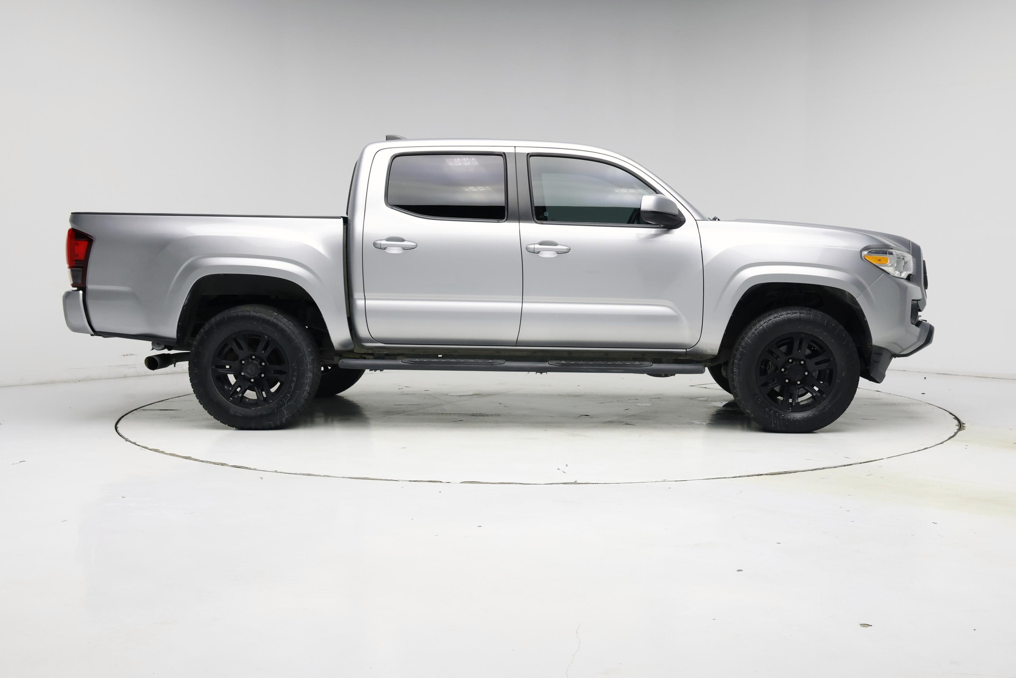Thumbnail: 2021 Toyota Tacoma - 7
