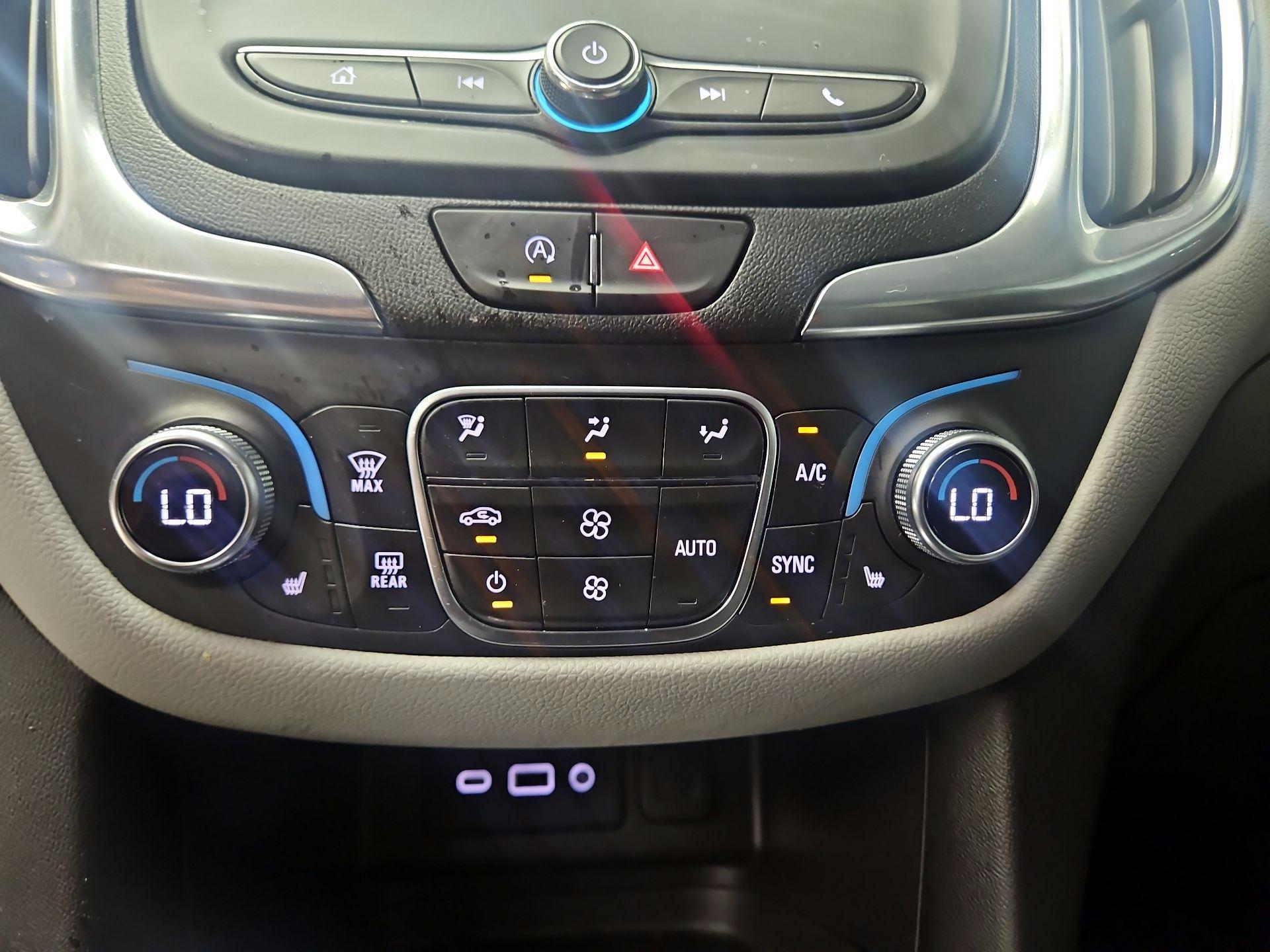 Thumbnail: 2023 Chevrolet Equinox - 16