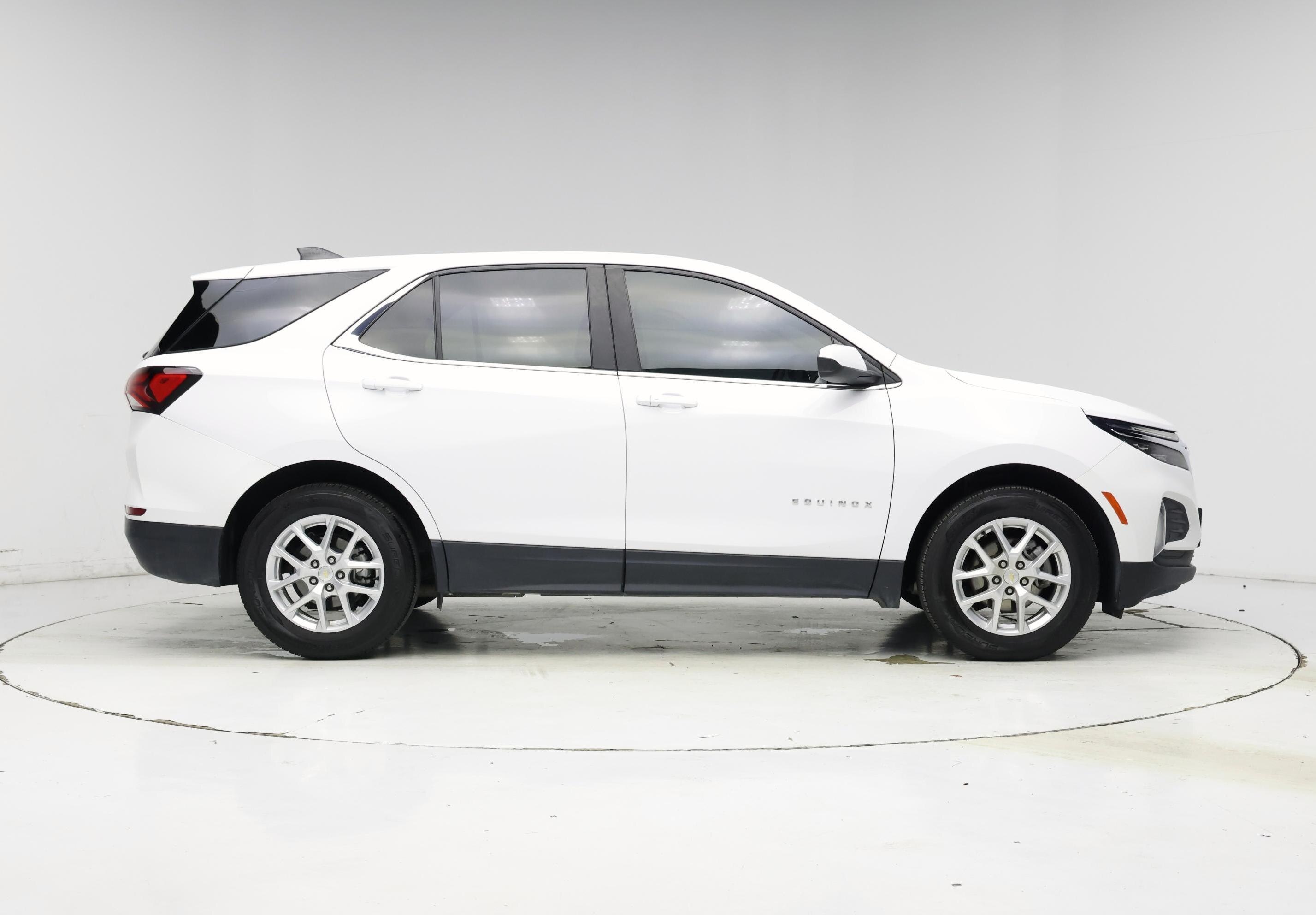 Thumbnail: 2023 Chevrolet Equinox - 7