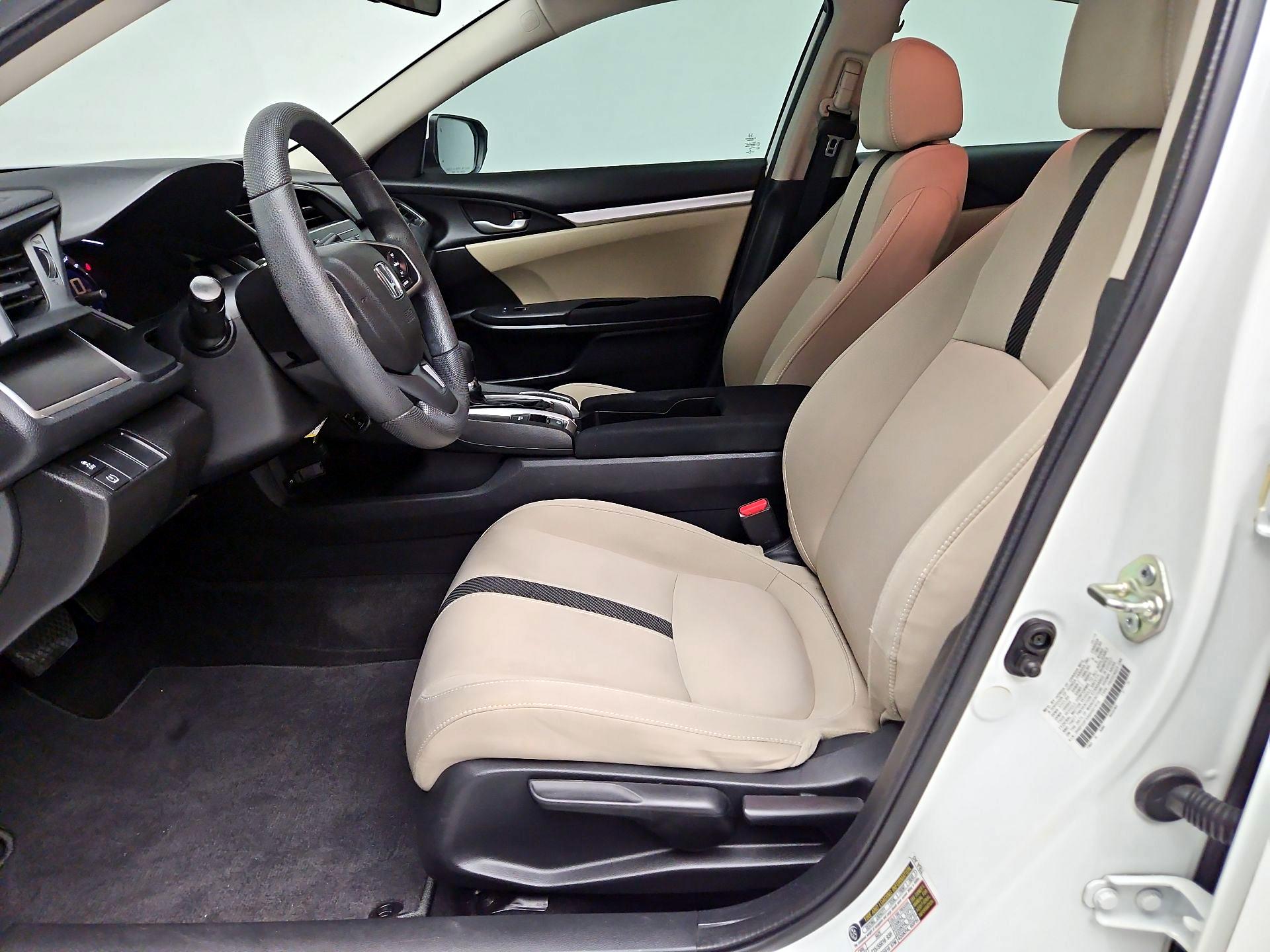 Thumbnail: 2016 Honda Civic - 11