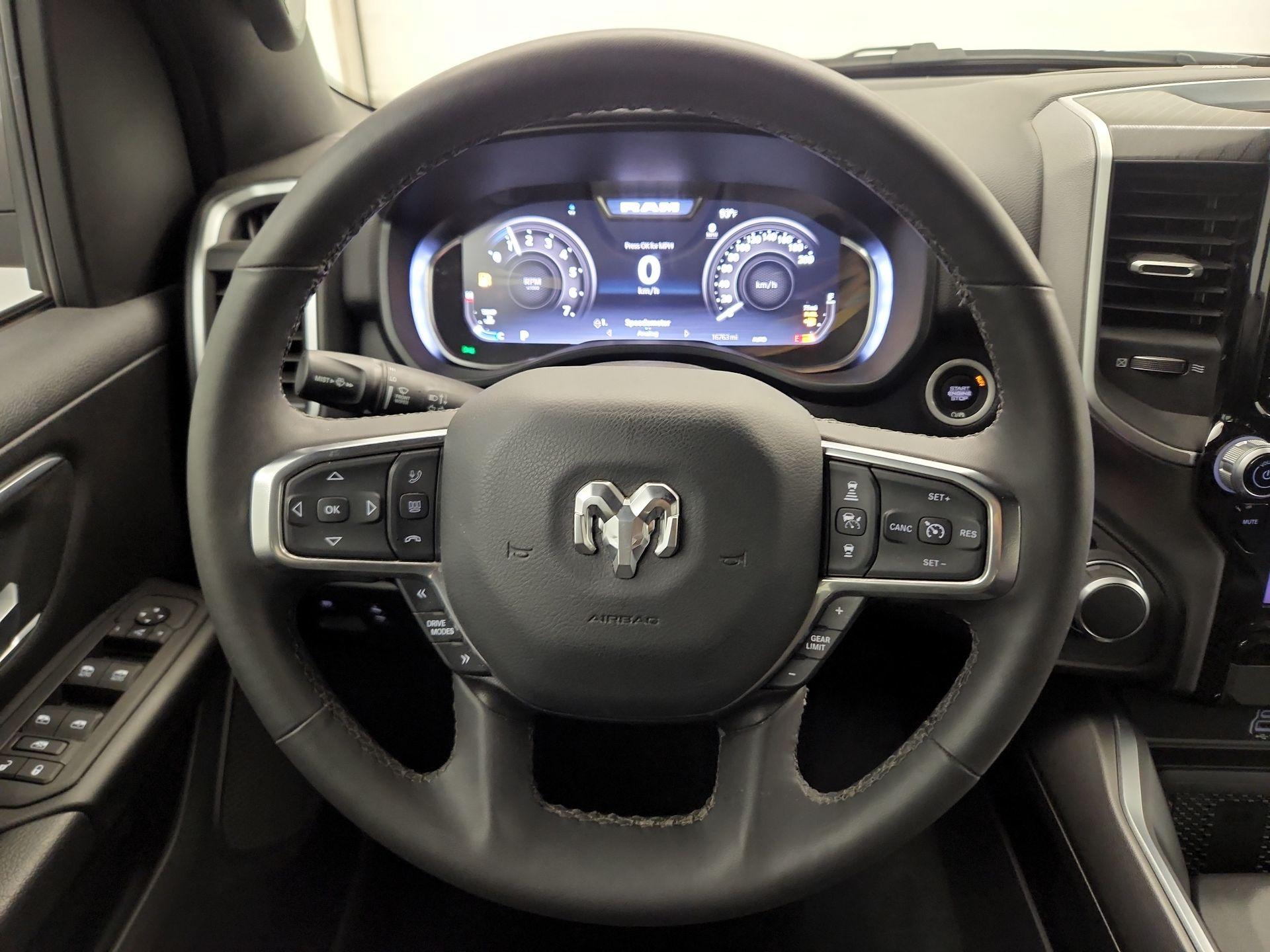 Thumbnail: 2025 RAM 1500 - 10