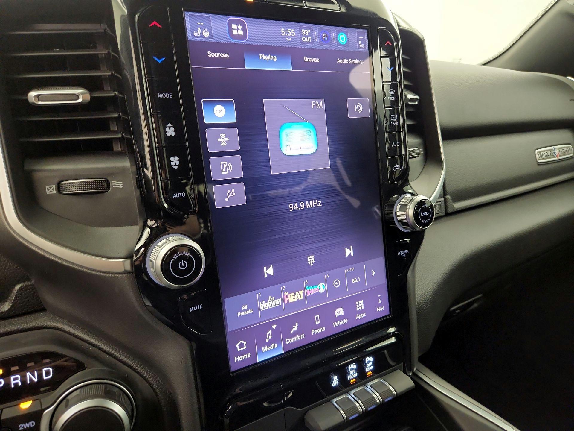 Thumbnail: 2025 RAM 1500 - 15