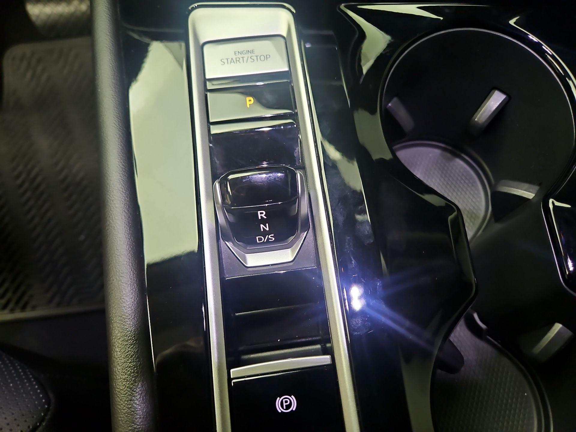 Thumbnail: 2024 Volkswagen Atlas - 17