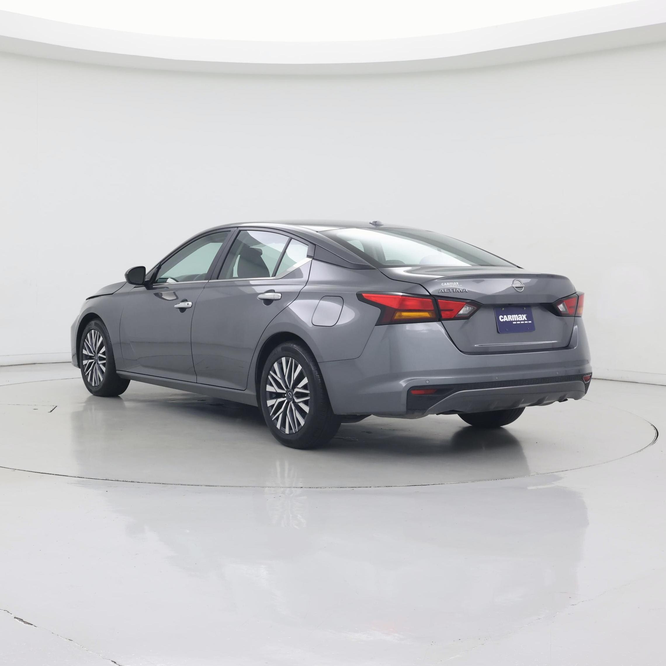Thumbnail: 2025 Nissan Altima - 2